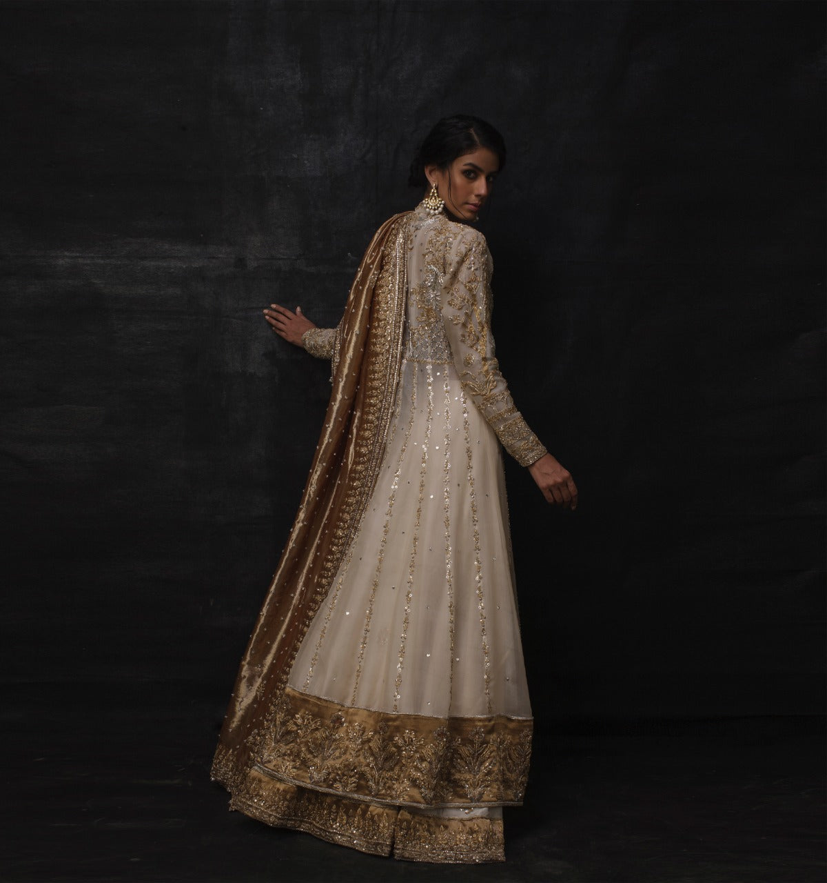 Uf-0120-Br-A-18-Ivory
