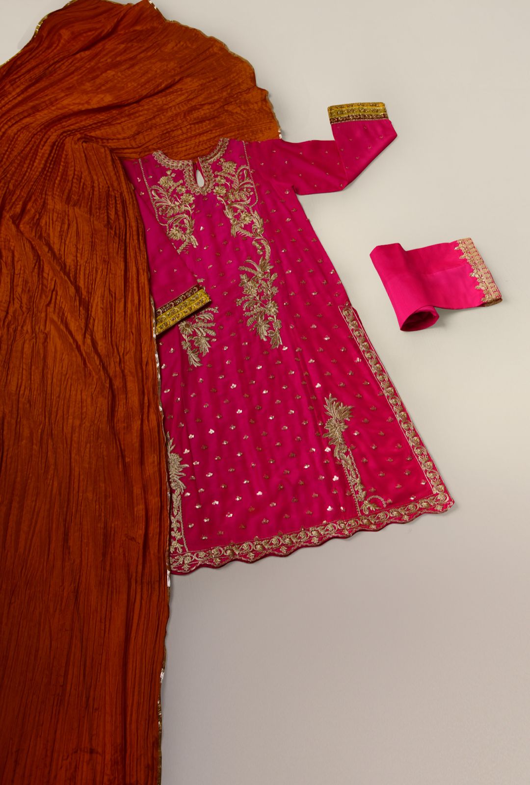 Sequins Fuschia