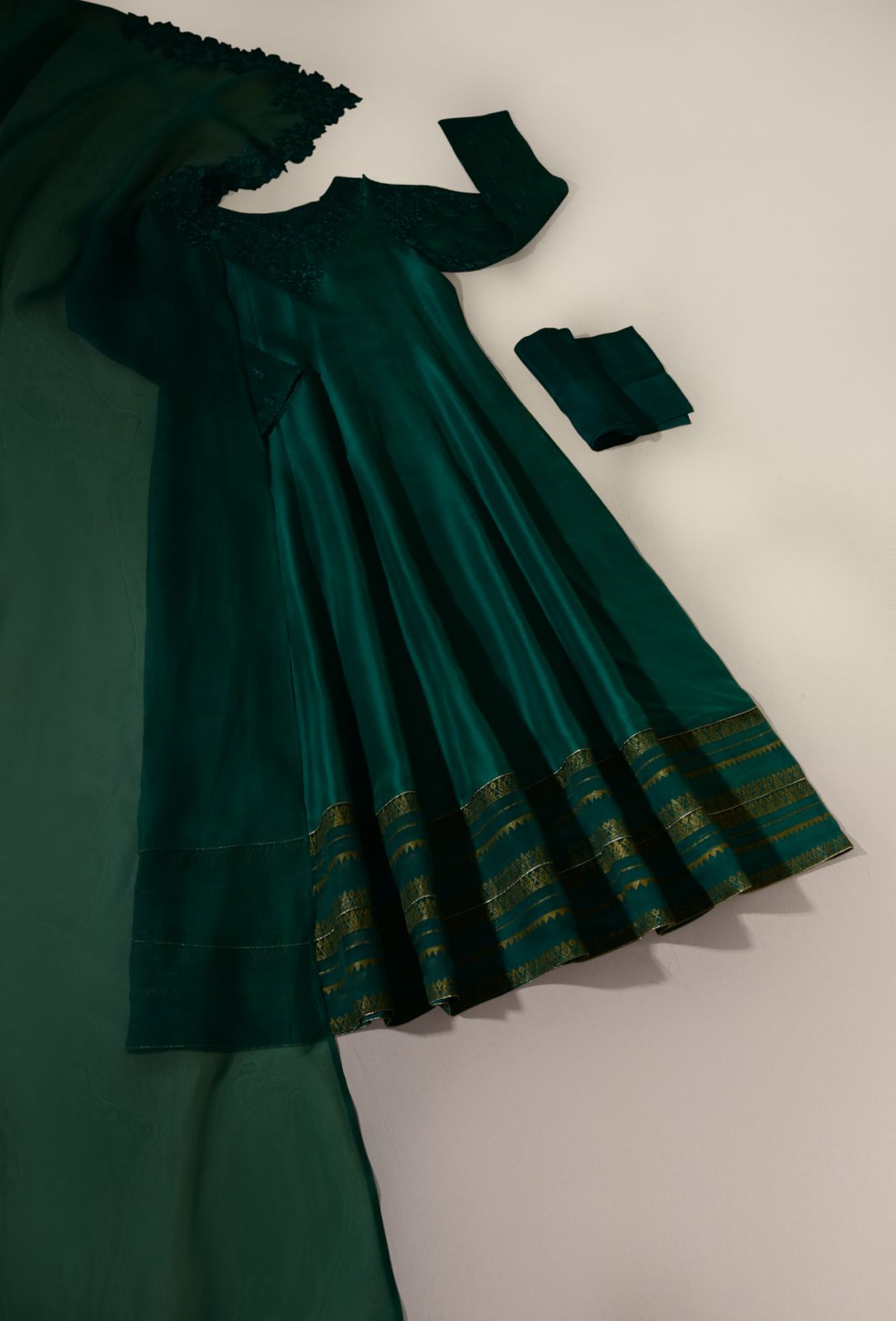Nighaar Poison Green