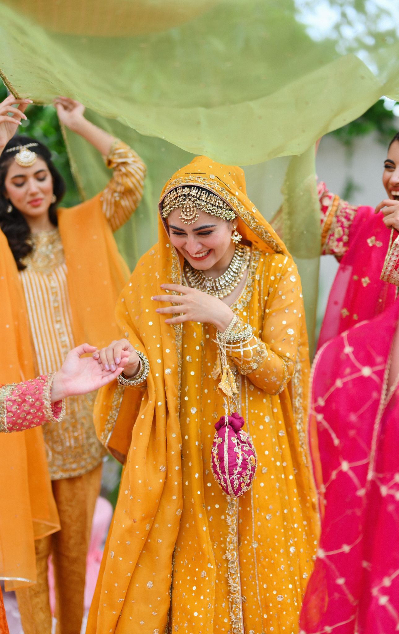 Hina Mehndi Angrakha