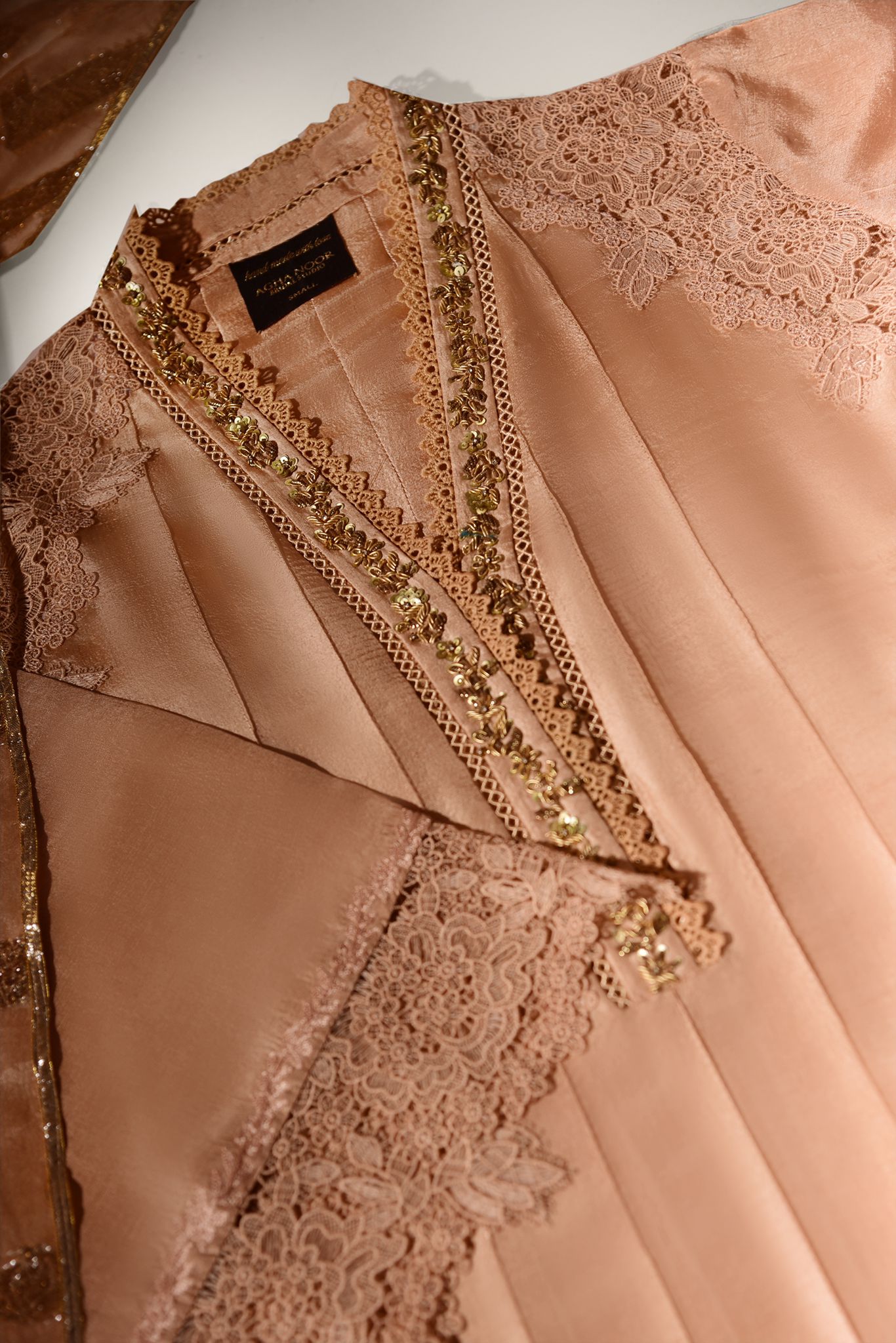 Lacey Taupe