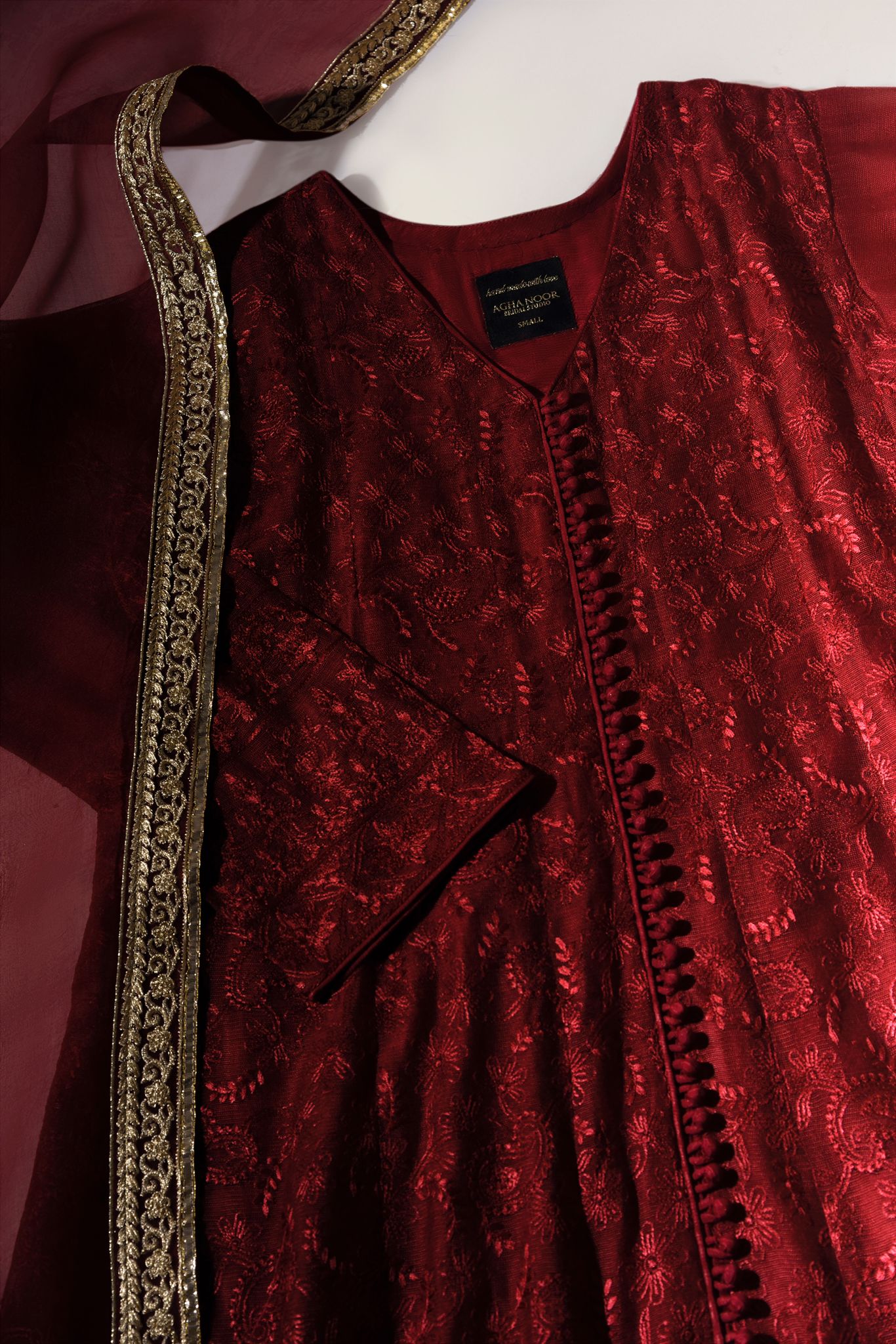 Maroon Embroidered Pishwas