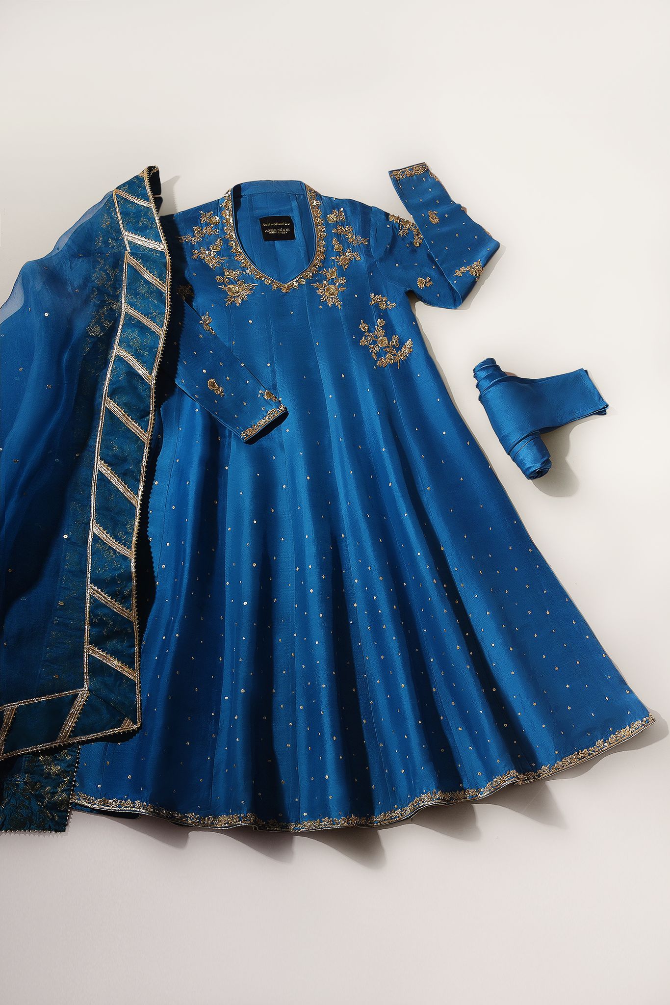 Sapphire Luxe