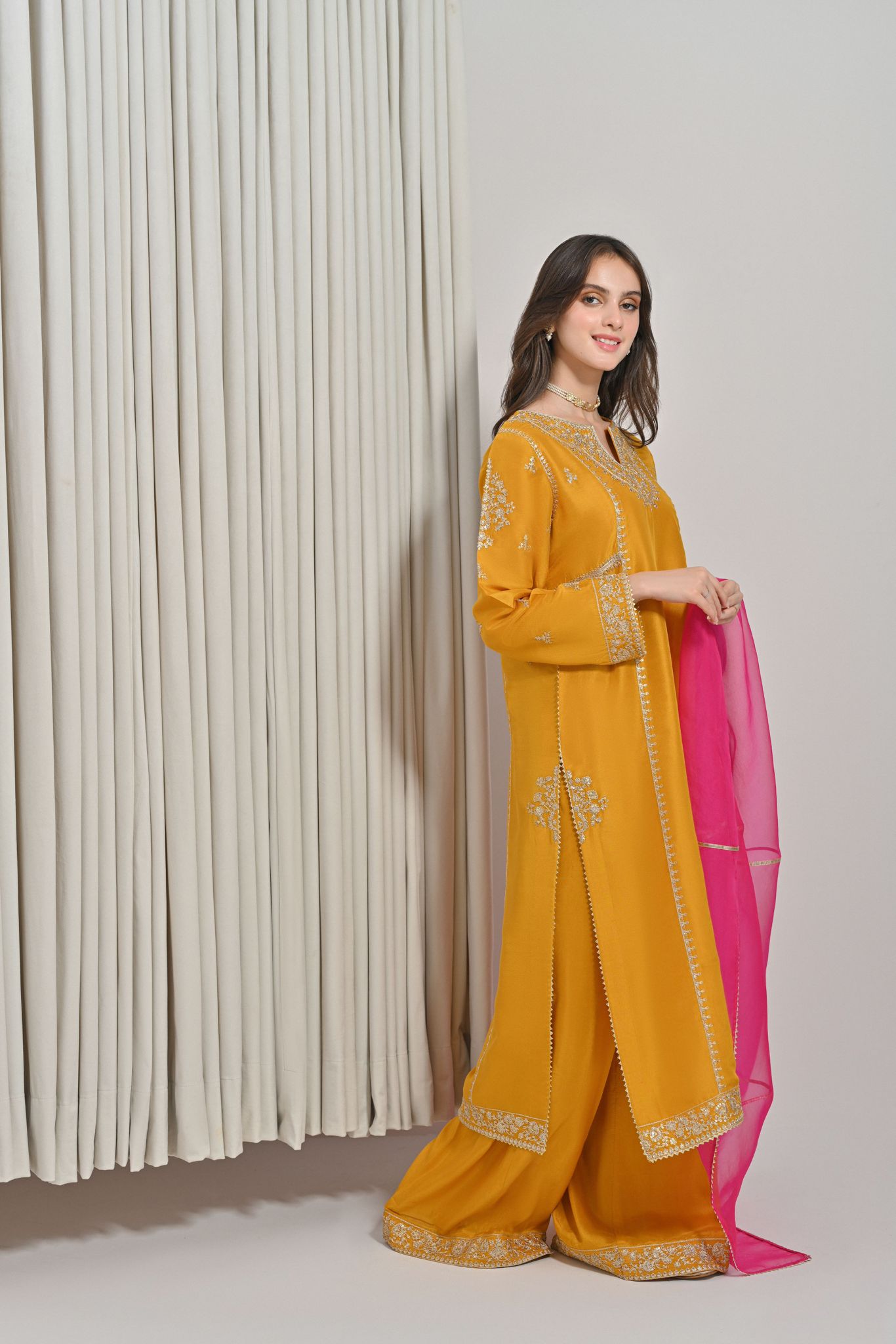 Mahnoor Yellow Zari