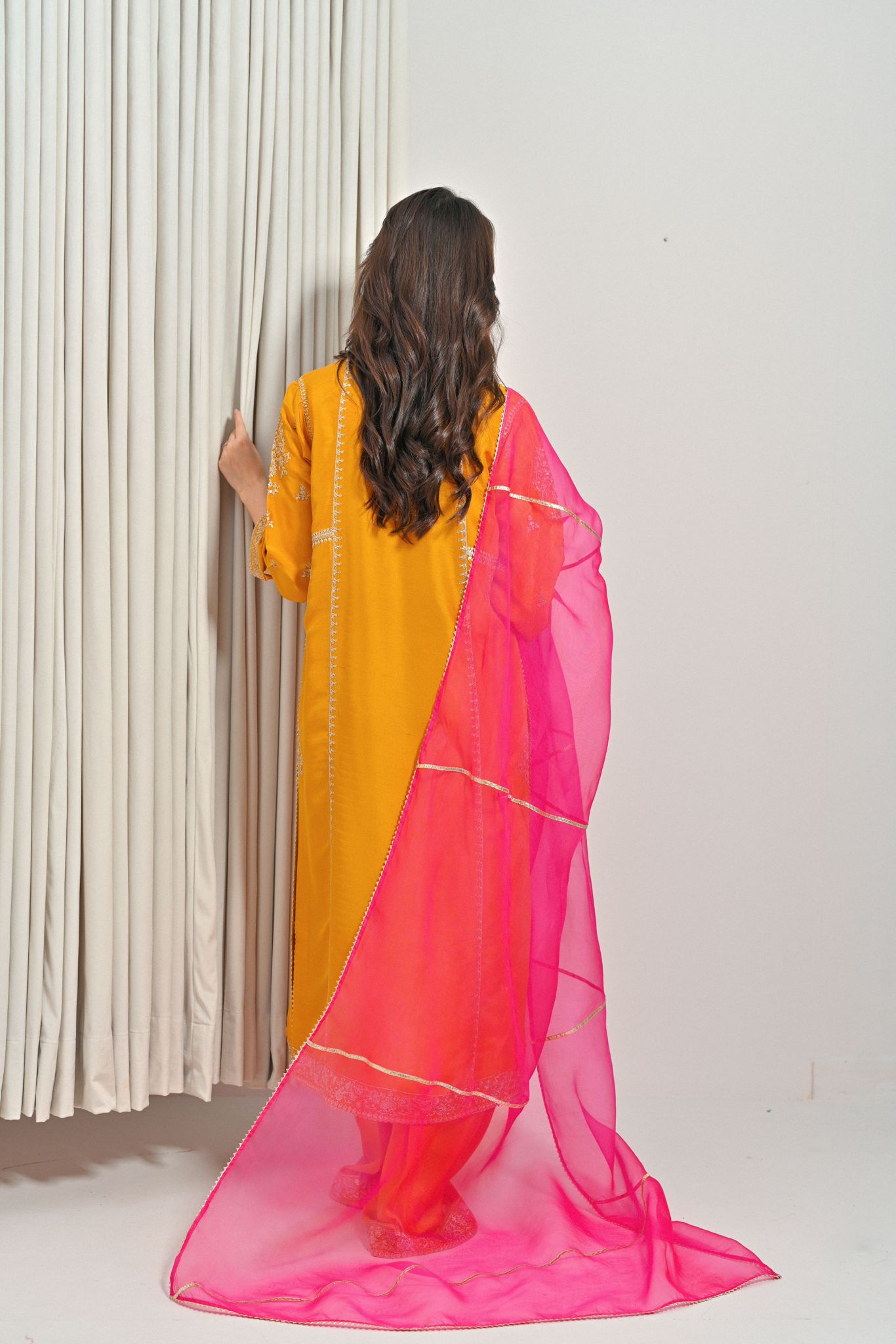 Mahnoor Yellow Zari
