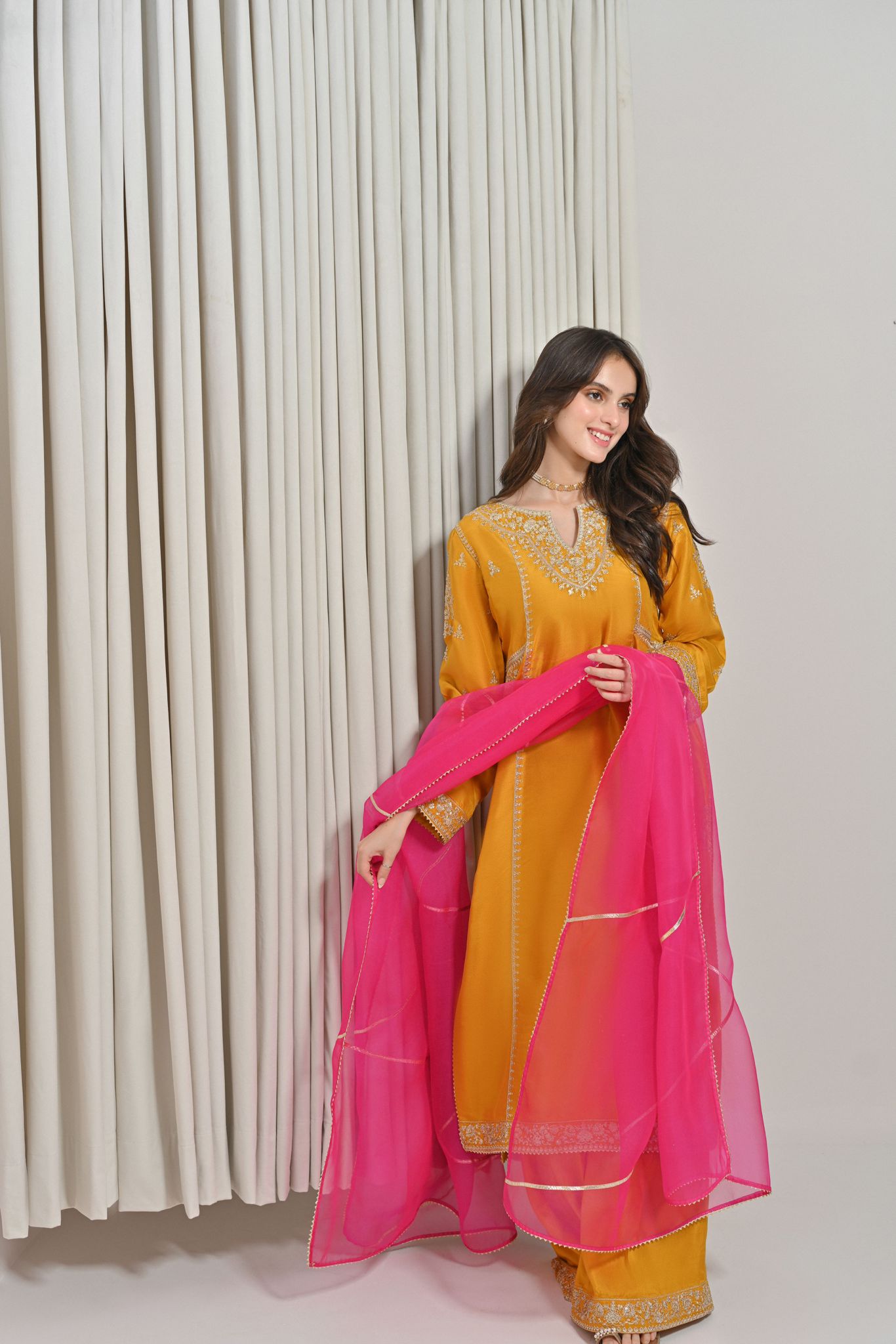 Mahnoor Yellow Zari