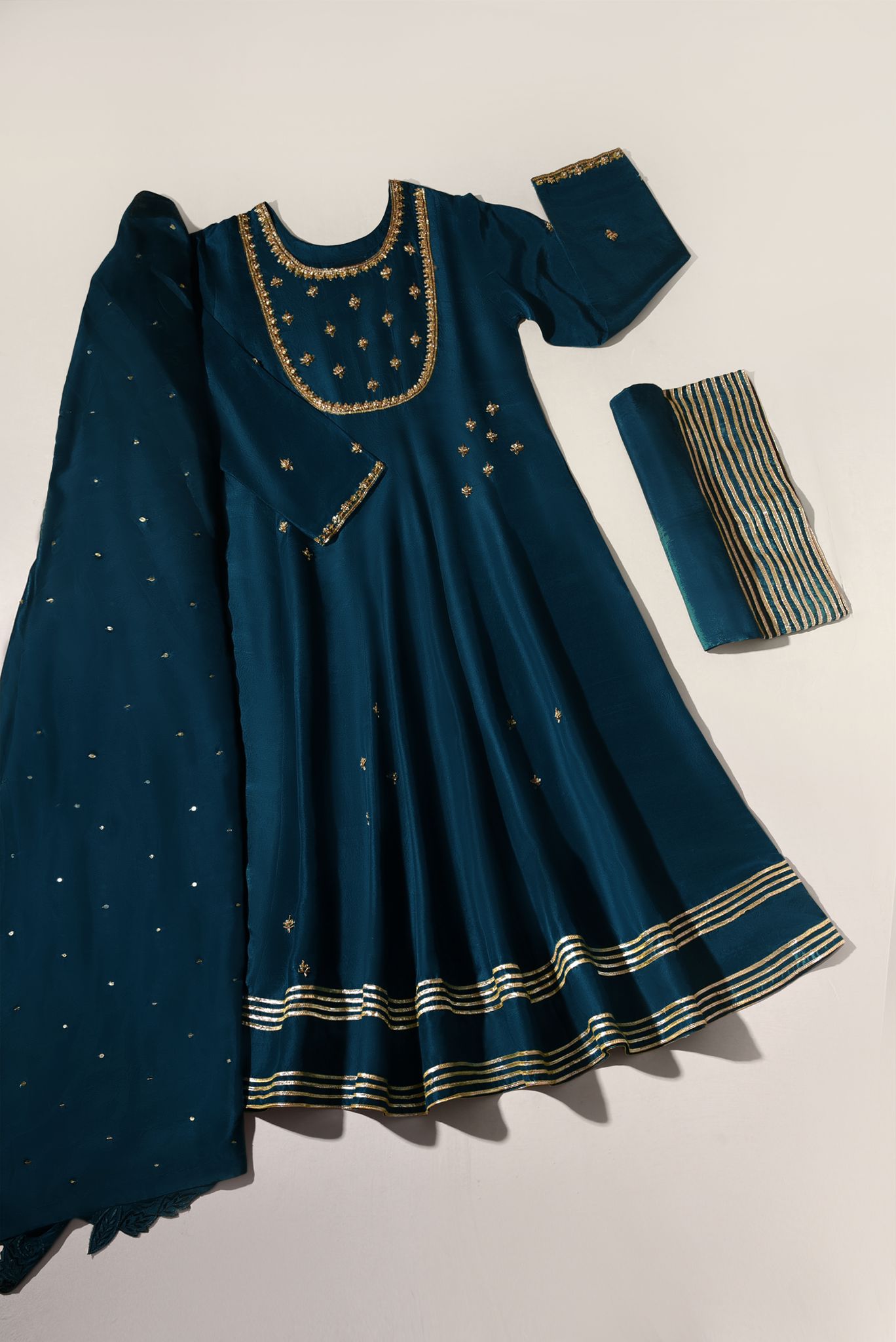 Imogen Teal blue