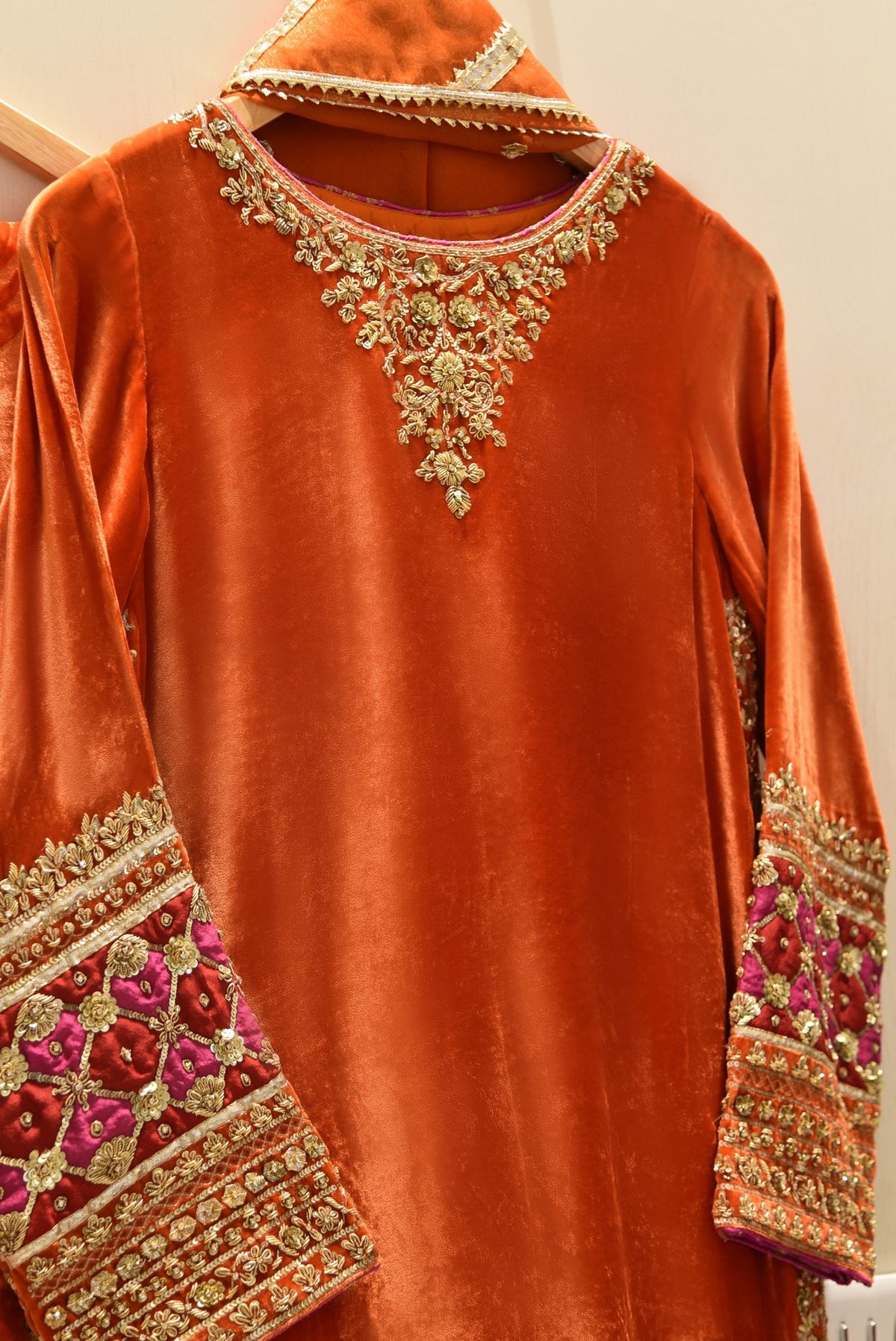 Rust Chatapatti Velvet - RUST-CHATAPATTI-VELVET