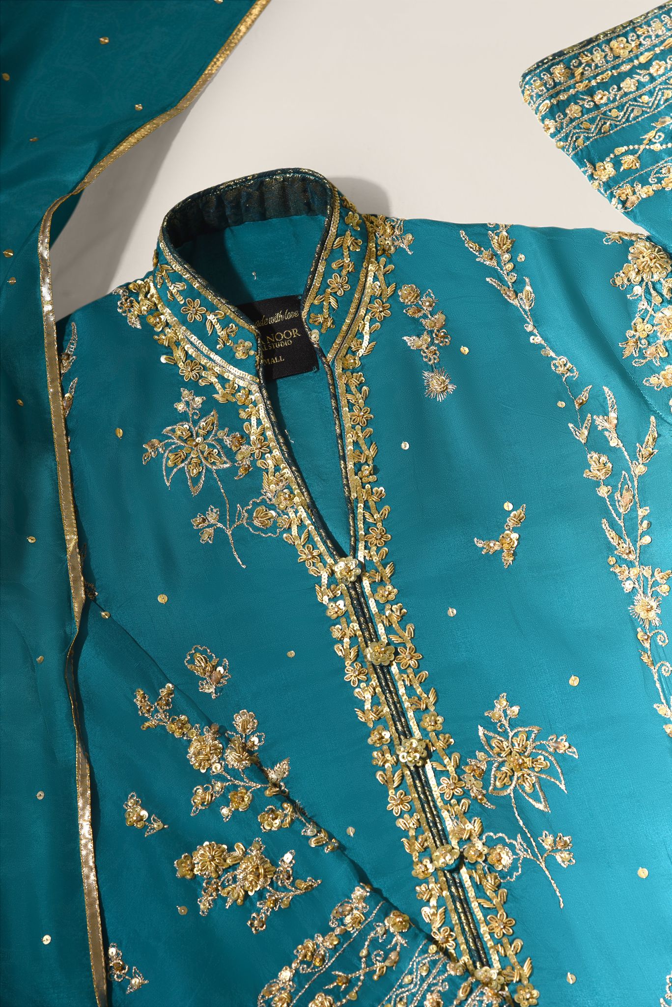 Teal Lilly