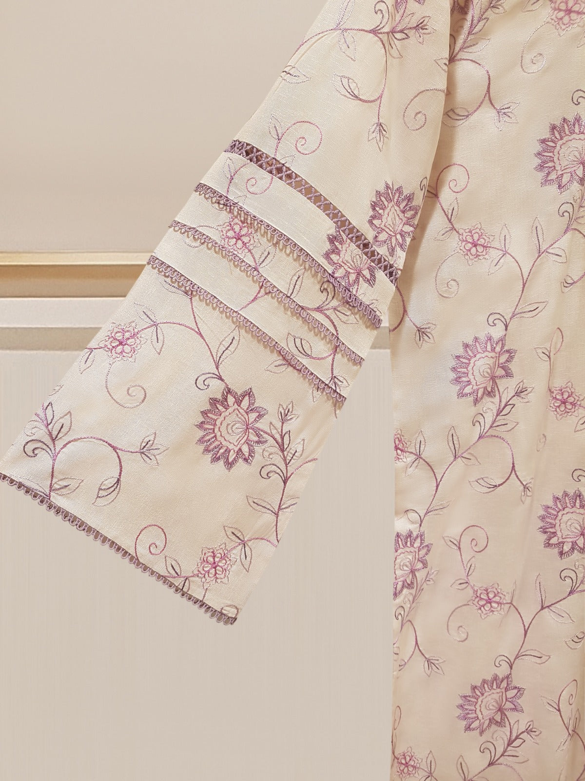 EMBROIDERED KARANDI SHIRT S108077