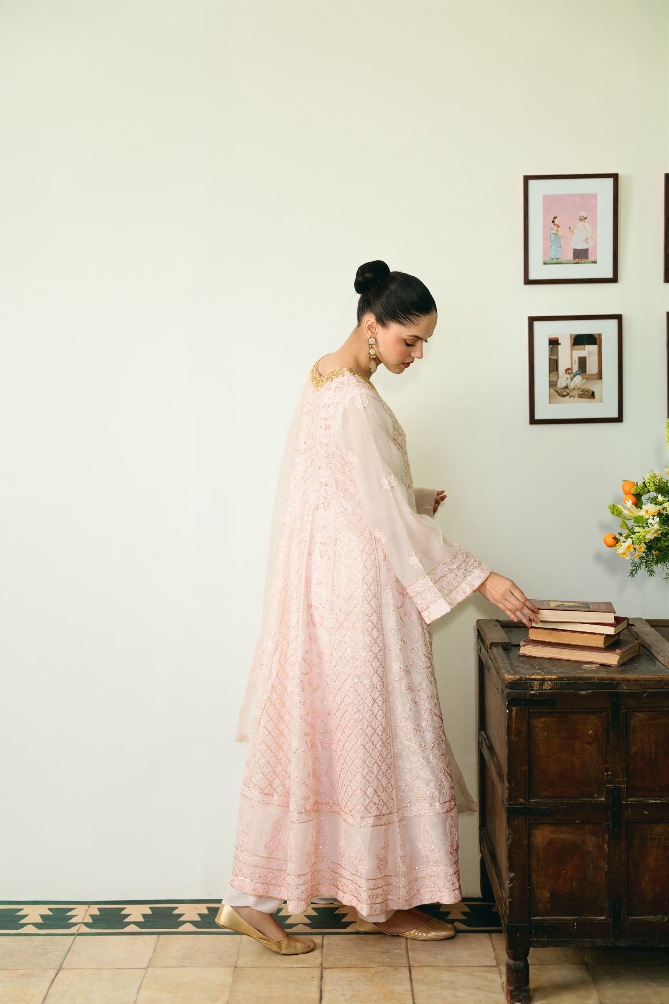 Pastel Pink Chikankari Kalidaar