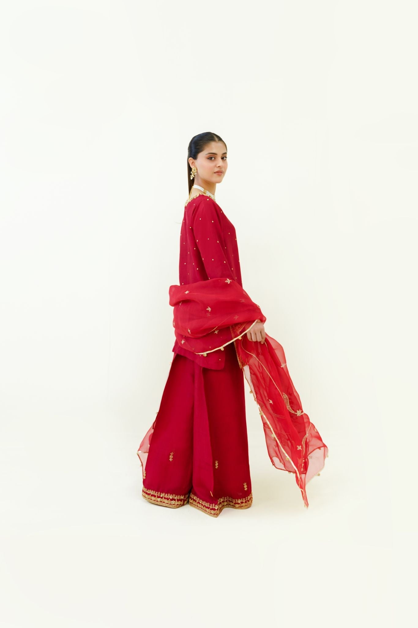 Tisele Maroon