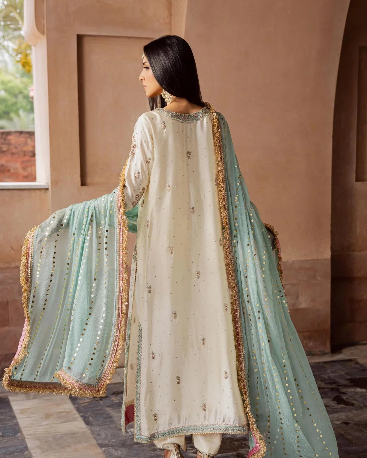 Apsara-Signature festive Edit