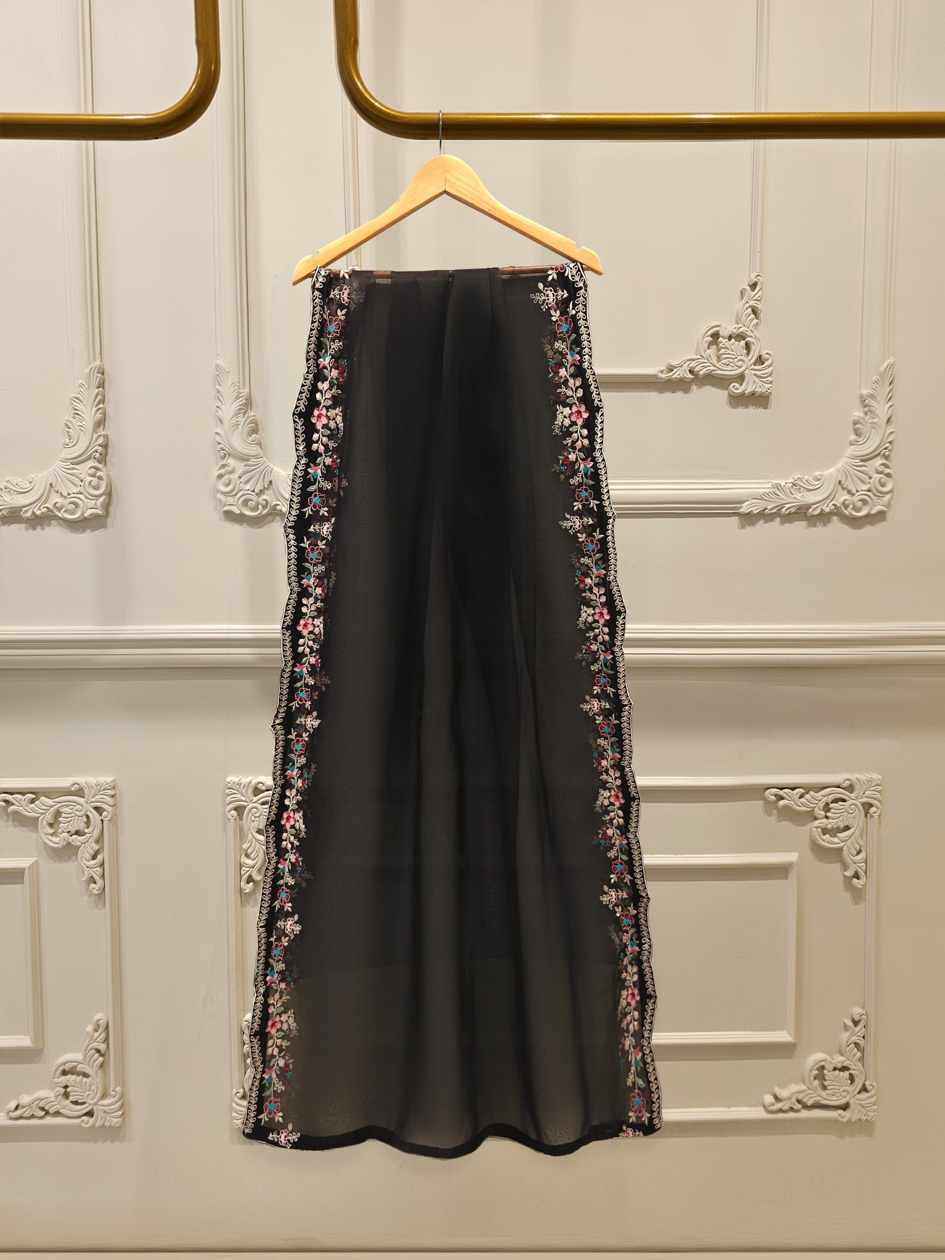 3 Piece- Pure Khaddi Silk Embroidered Suit S112991