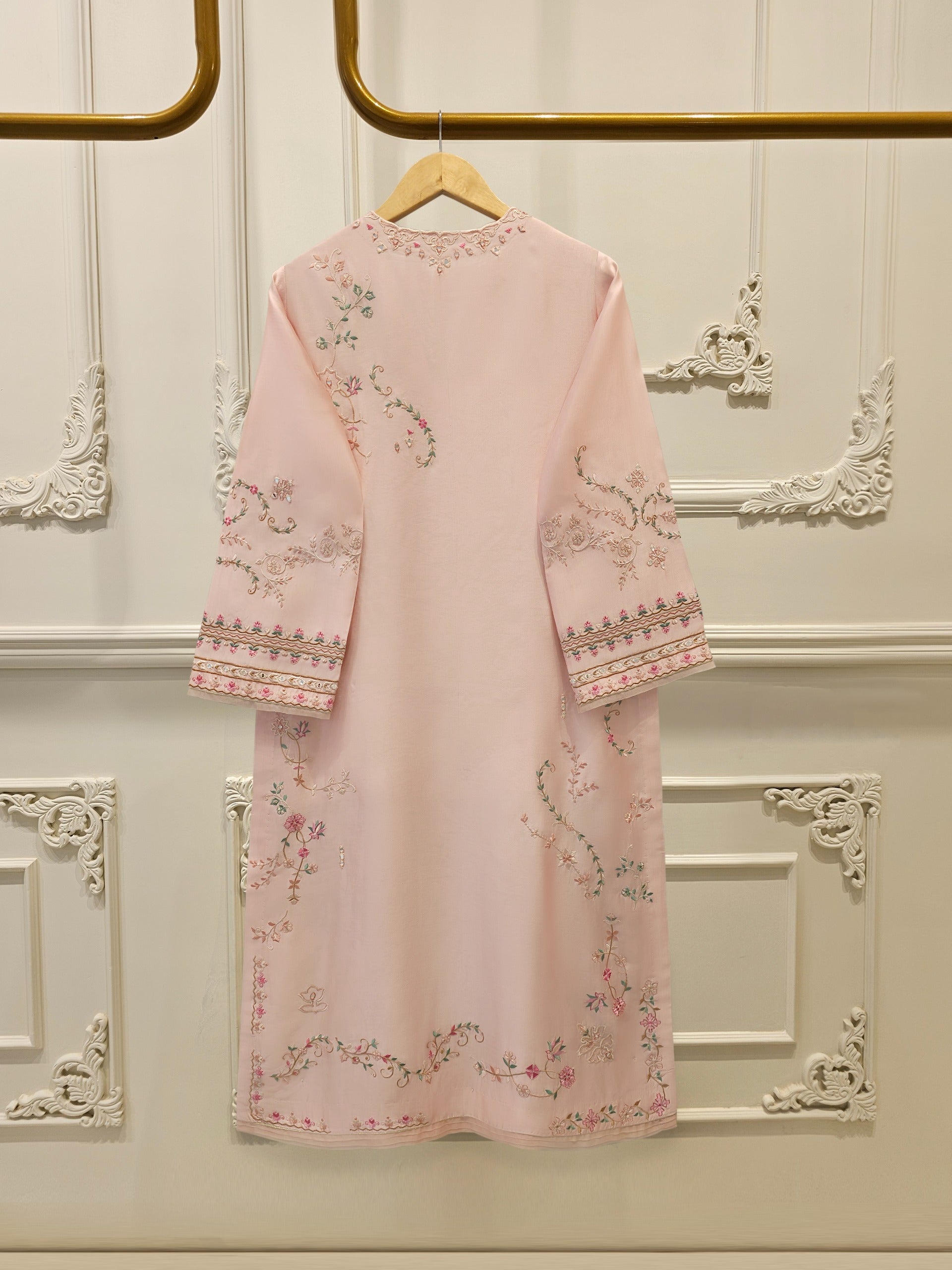 3 Piece- Pure Sheesha Silk Embroidered Suit S112990