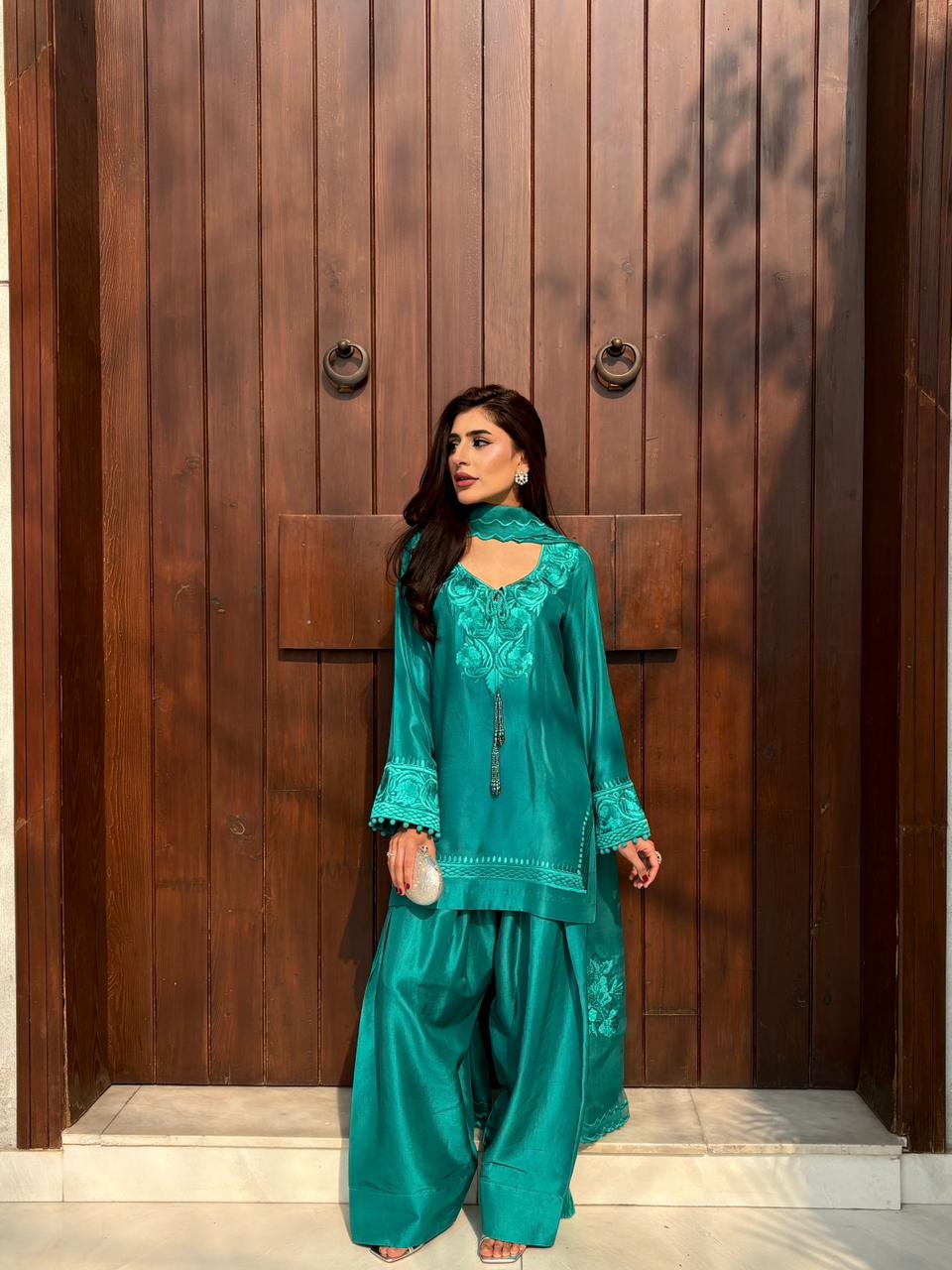 Gulrukh - (Emerald Green)