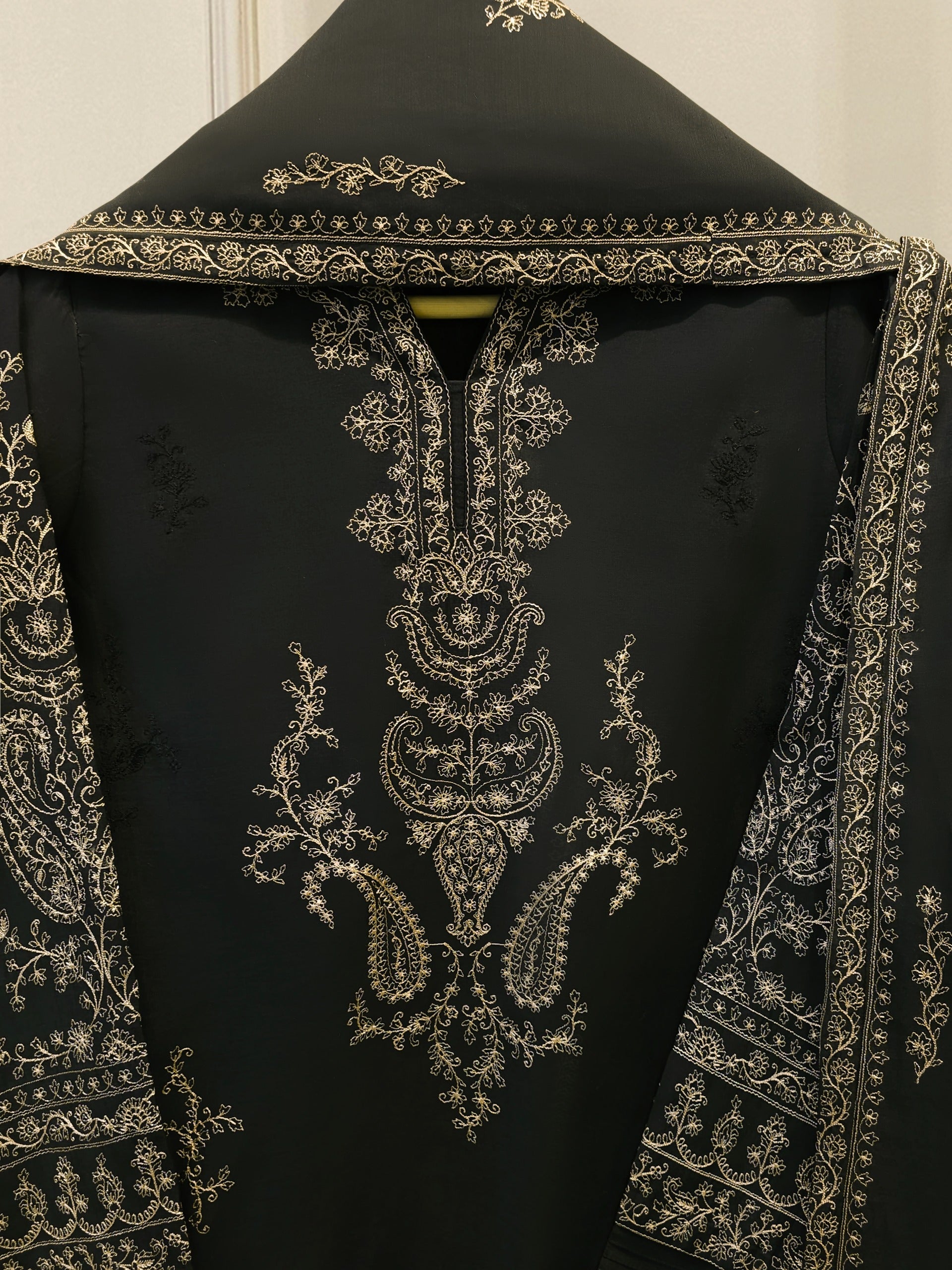 2 Piece - Embroidered Kora Cotton Suit S114119