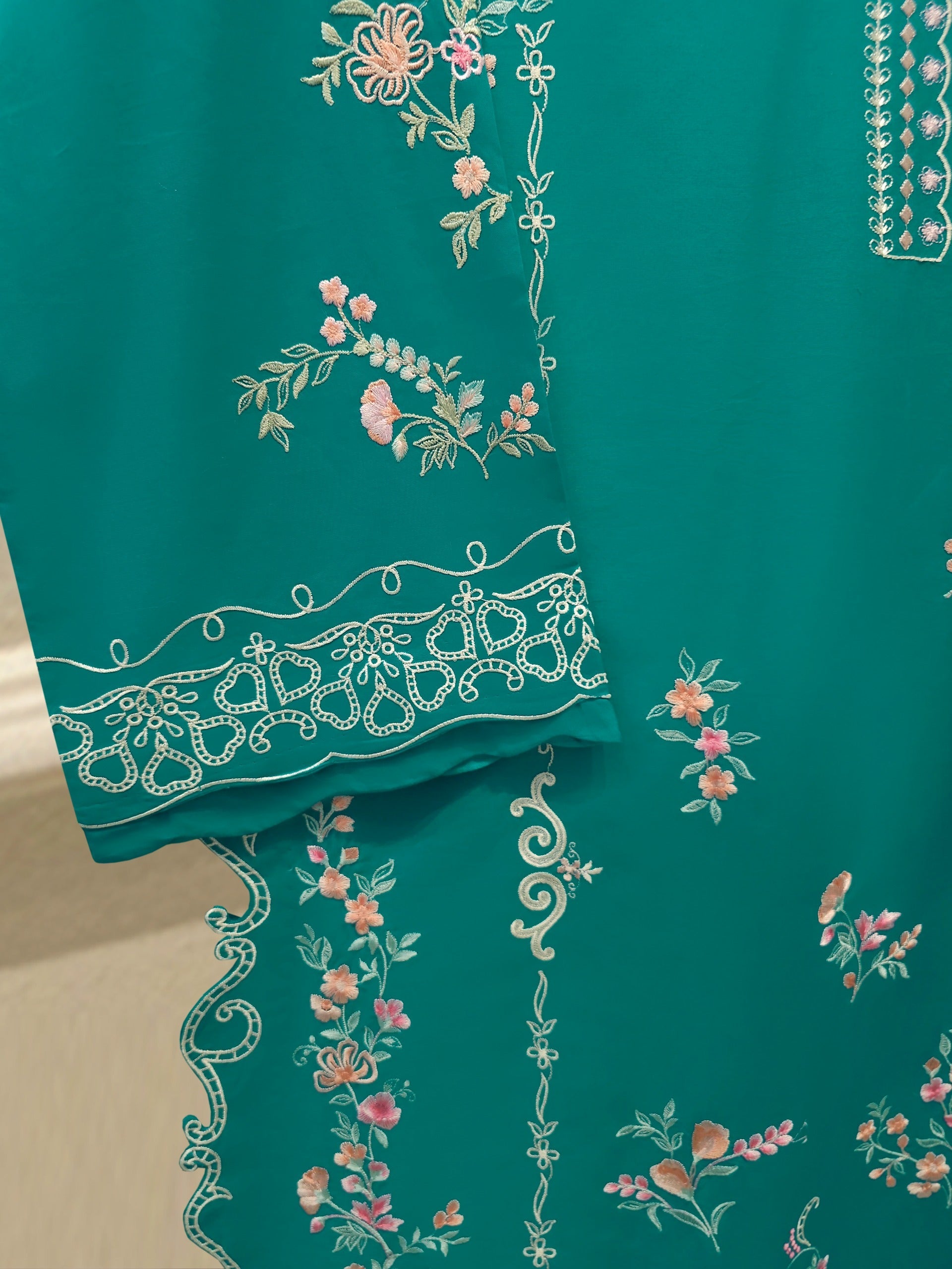 3 Piece - Embroidered Cambric Suit S114636
