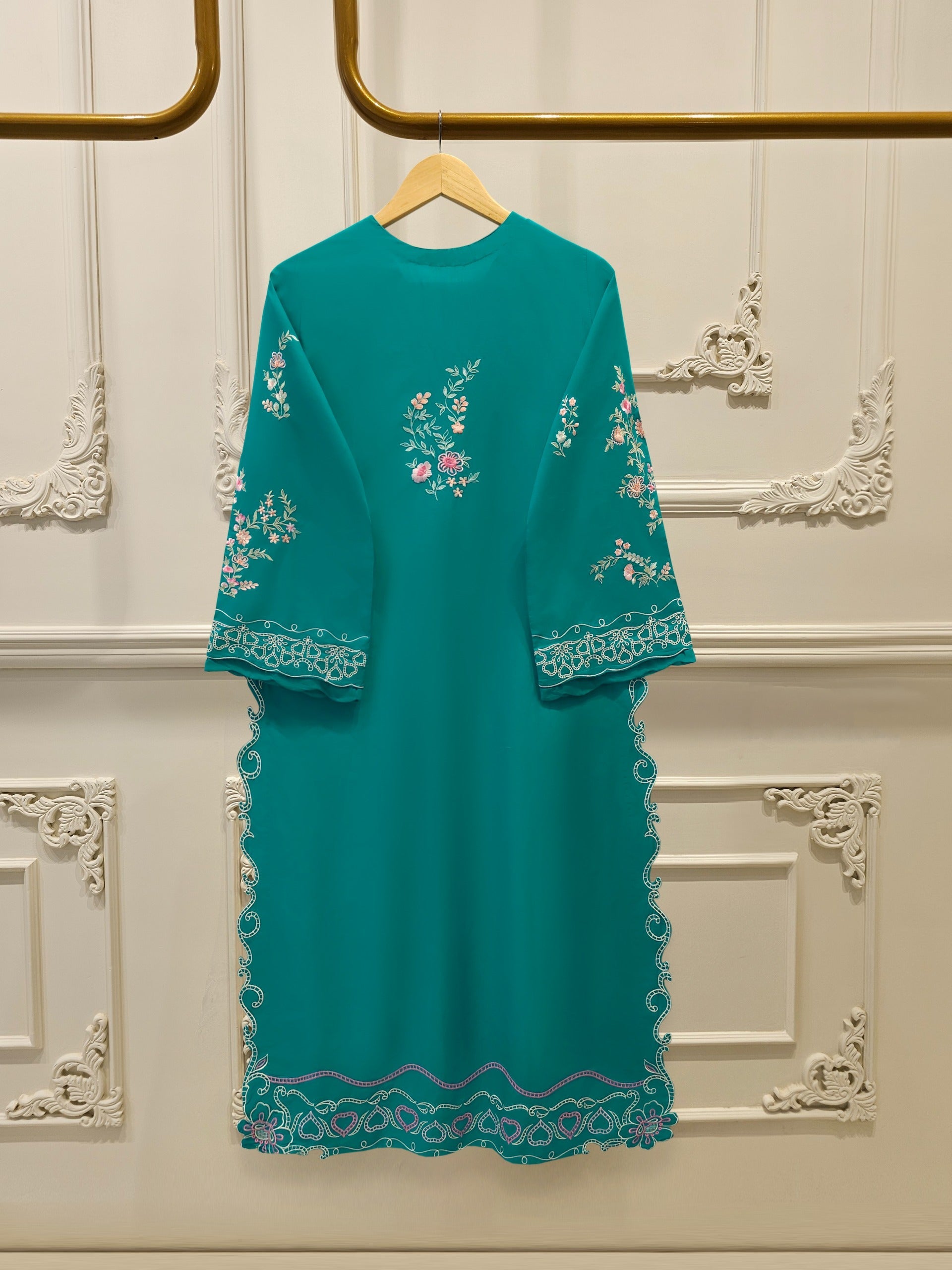 3 Piece - Embroidered Cambric Suit S114636