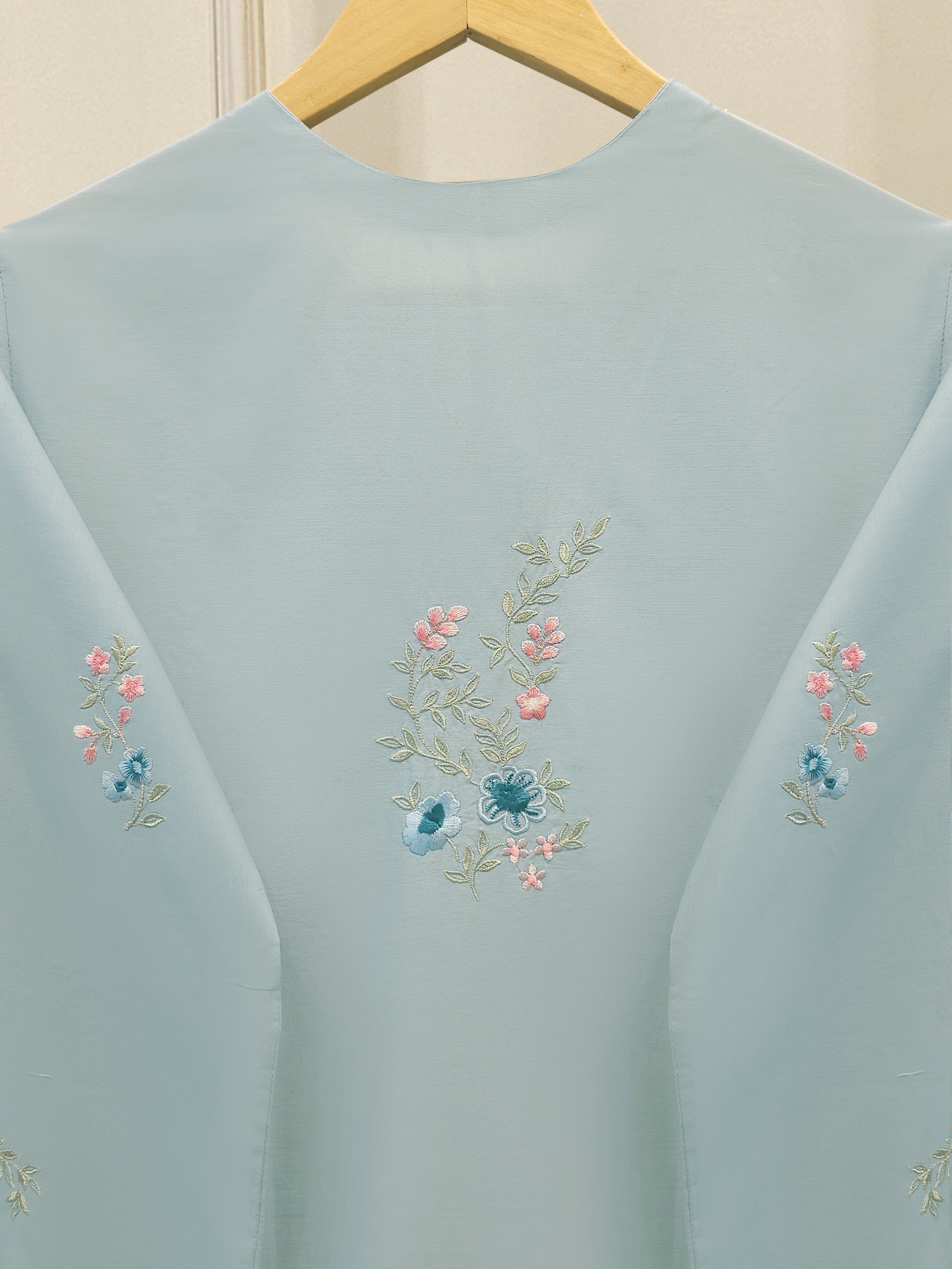 3 Piece - Embroidered Cambric Suit S114628