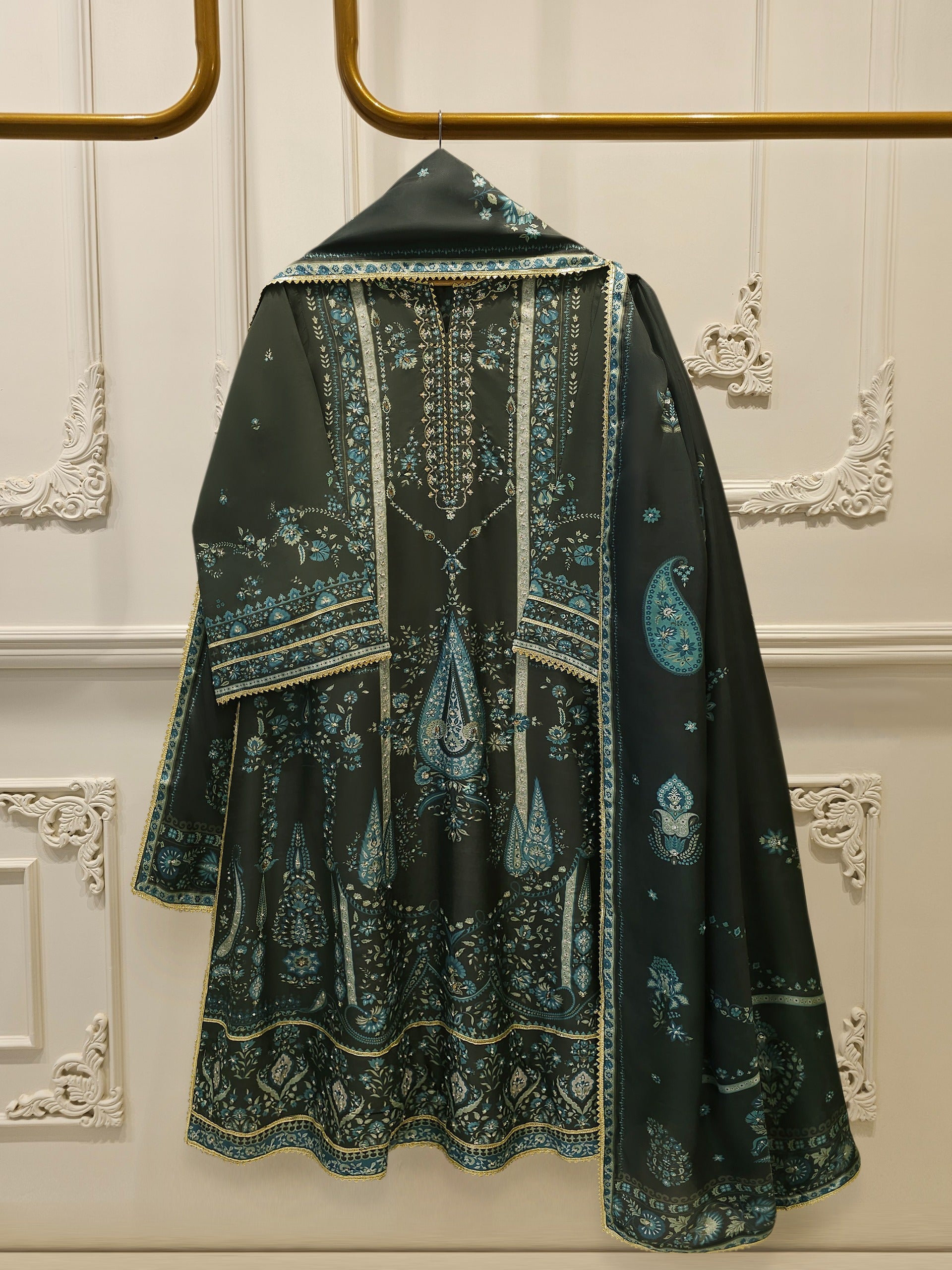 3-Piece Pure Embroidered Silk Suit – Luxury Elegant Women's Formal Wear S114736