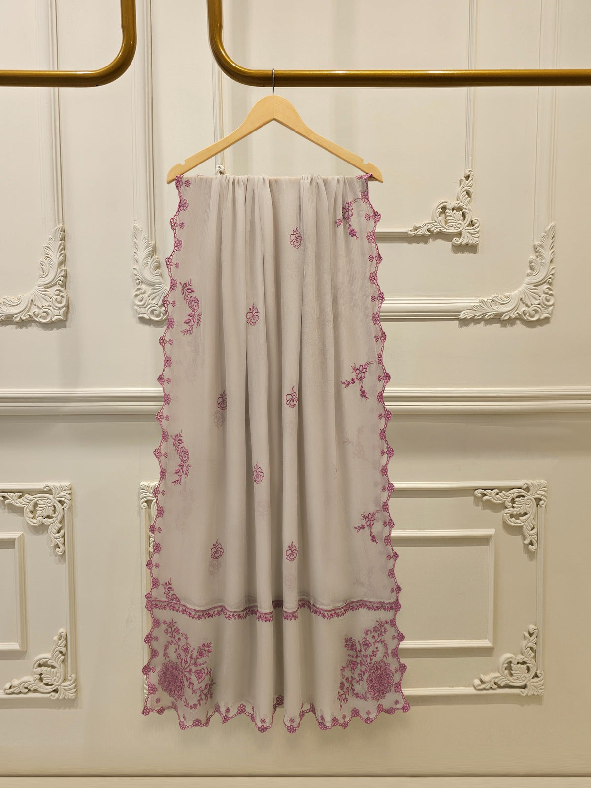 3 Piece - Pure Khaddi Silk Embroidered Suit S114914