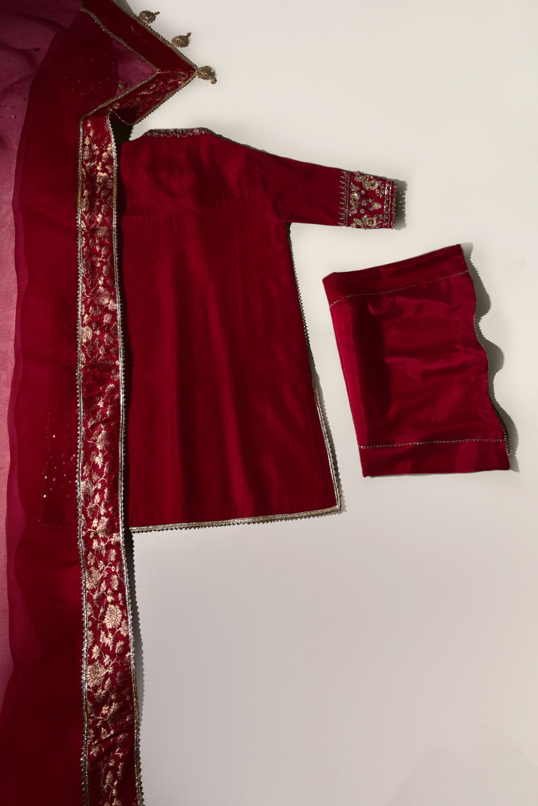 Zarqa Maroon