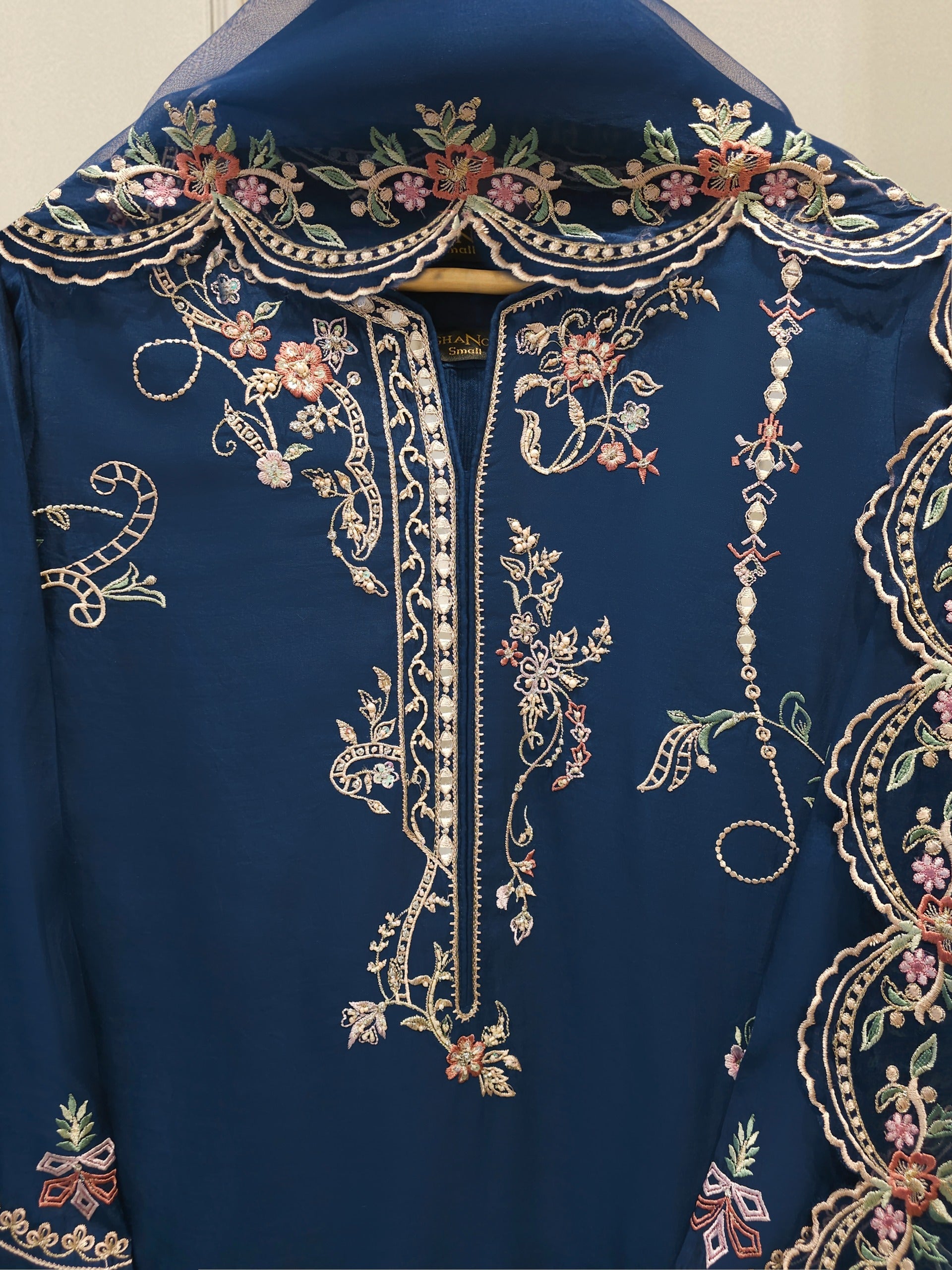 3 Piece - Pure Khaddi Silk Embroidered Suit S115040
