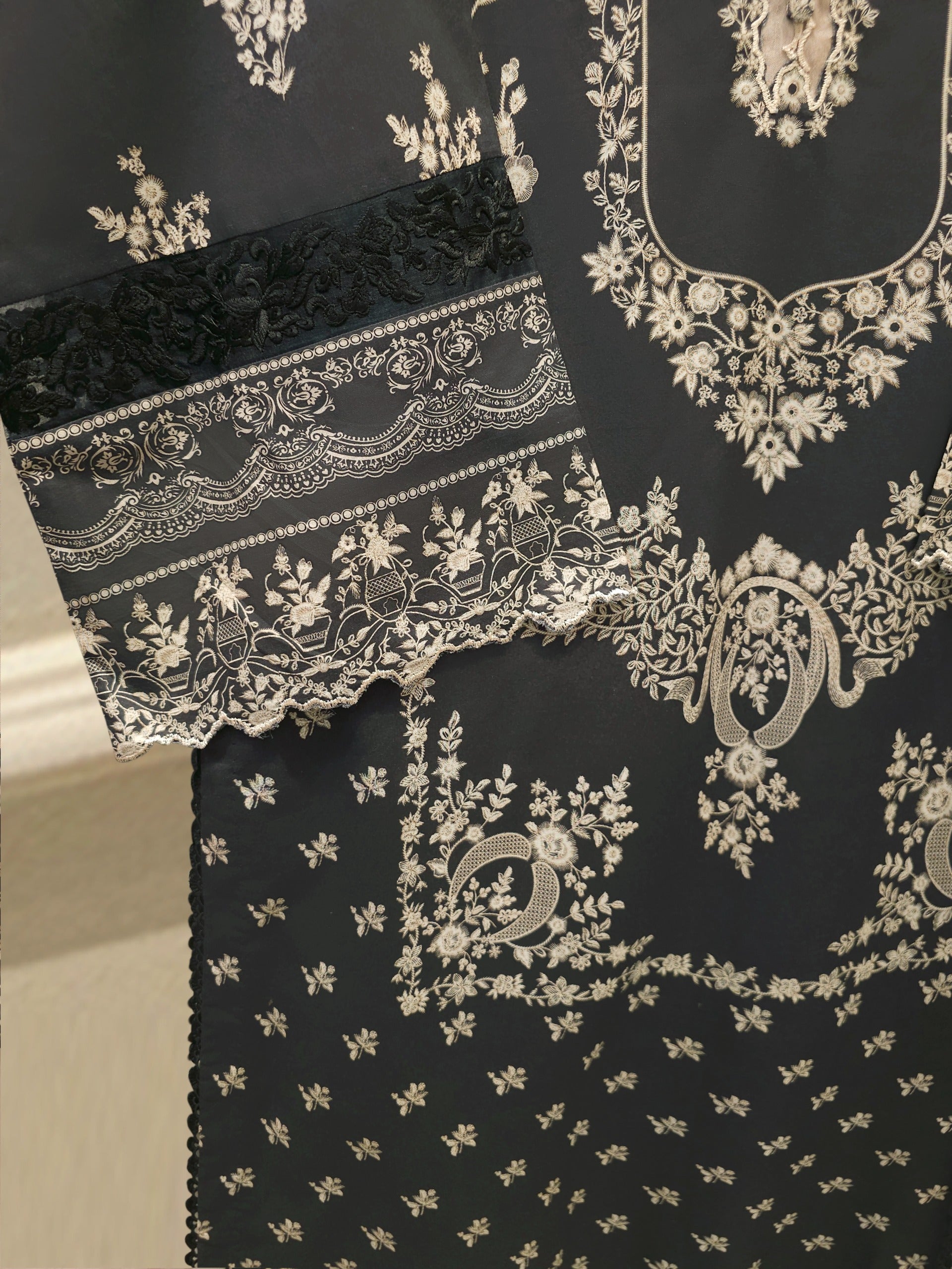 2 Piece -Digital Printed Cambric Suit S115109