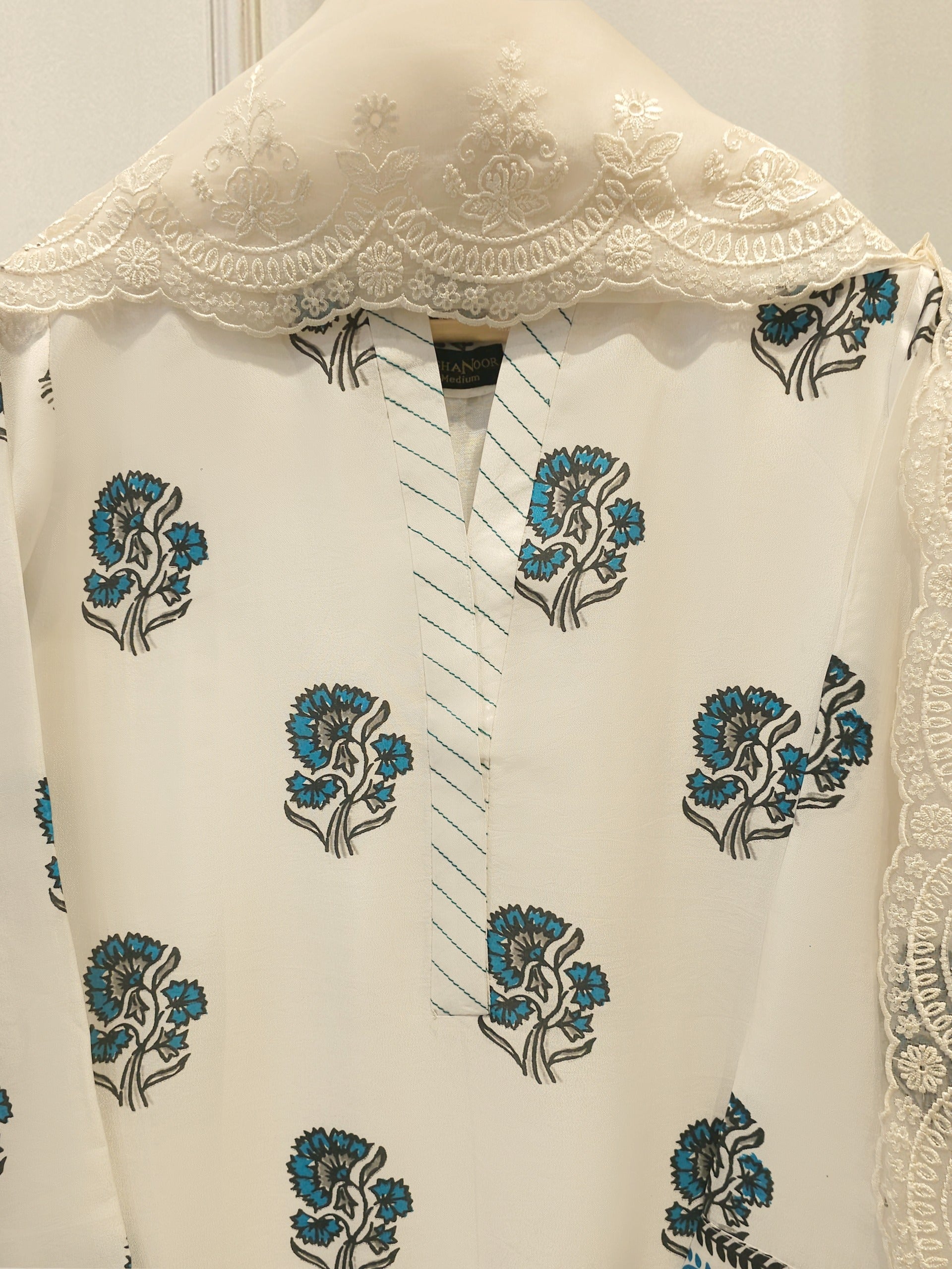 3 Piece- Pure Sheesha Silk Embroidered Suit S115128