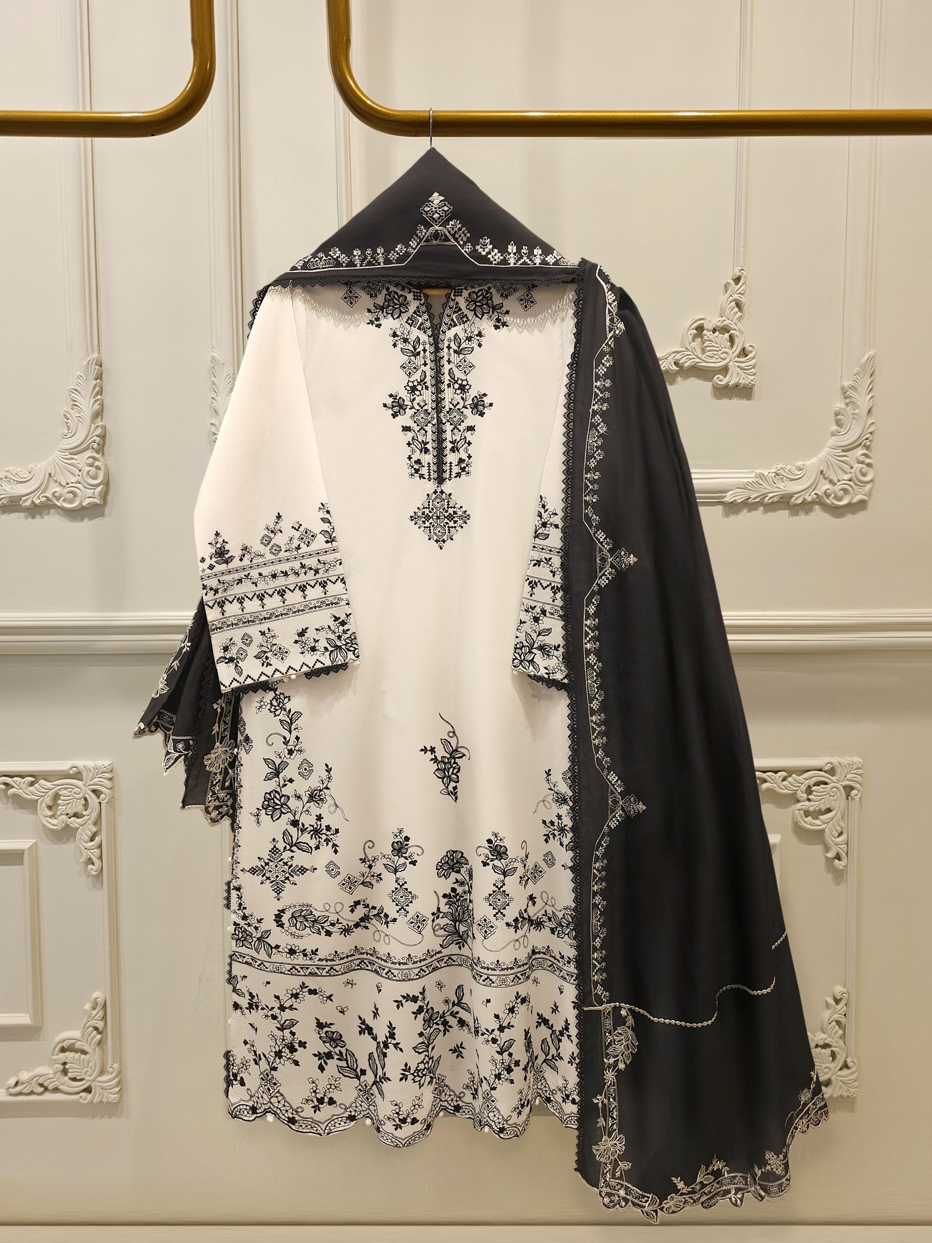 3 Piece - Embroidered Cambric Suit S115169