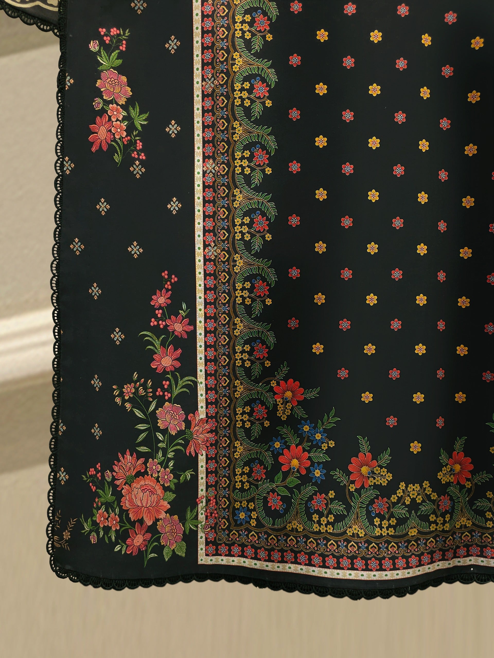 2 Piece Digital Printed Lawn Suit S115171