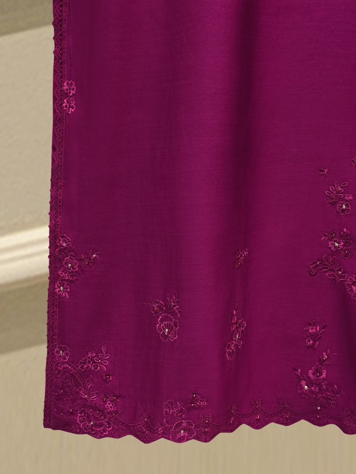 3 Piece - Pure Khaddi Silk Embroidered Suit S115230