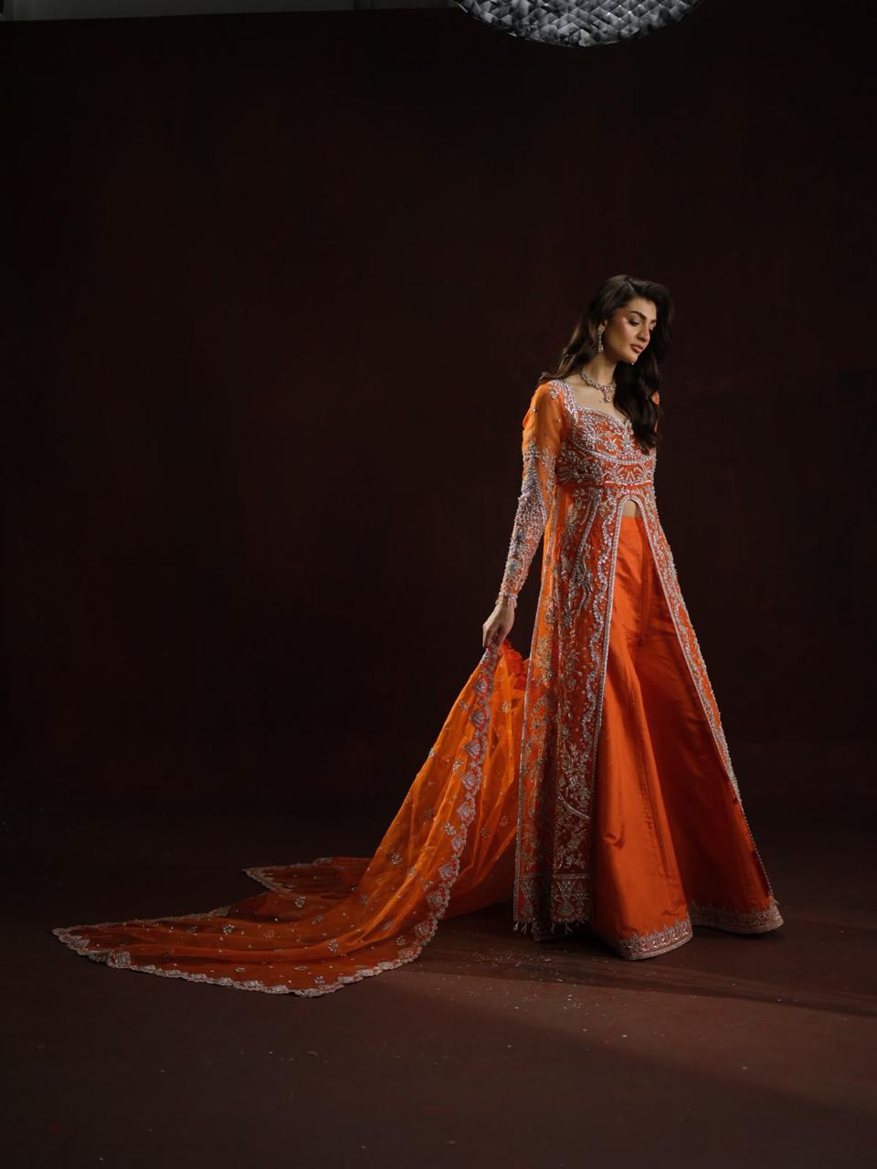 R5 Noor-e-Naar