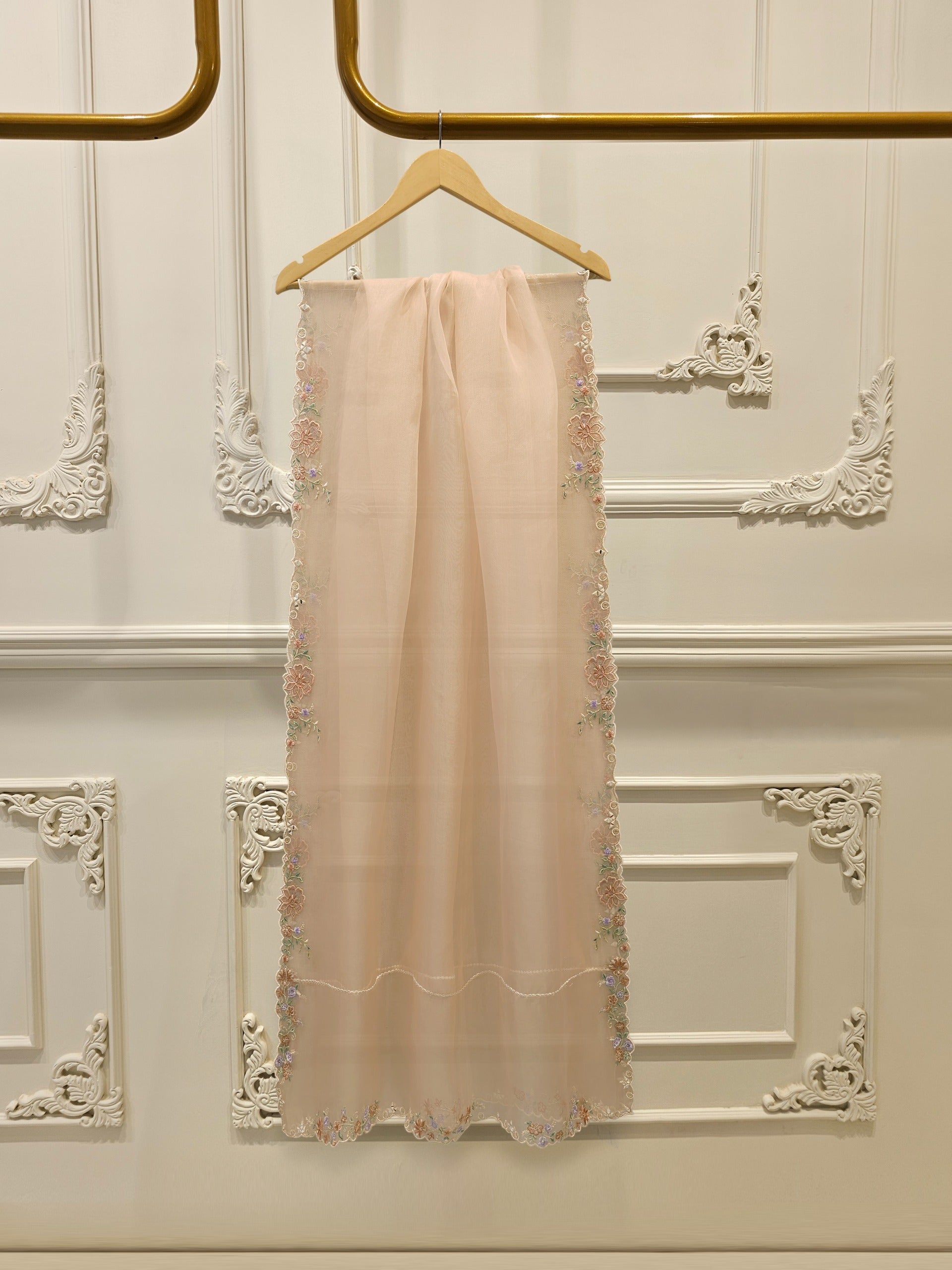3 Piece - Pure Khaddi Silk Embroidered Suit S115261