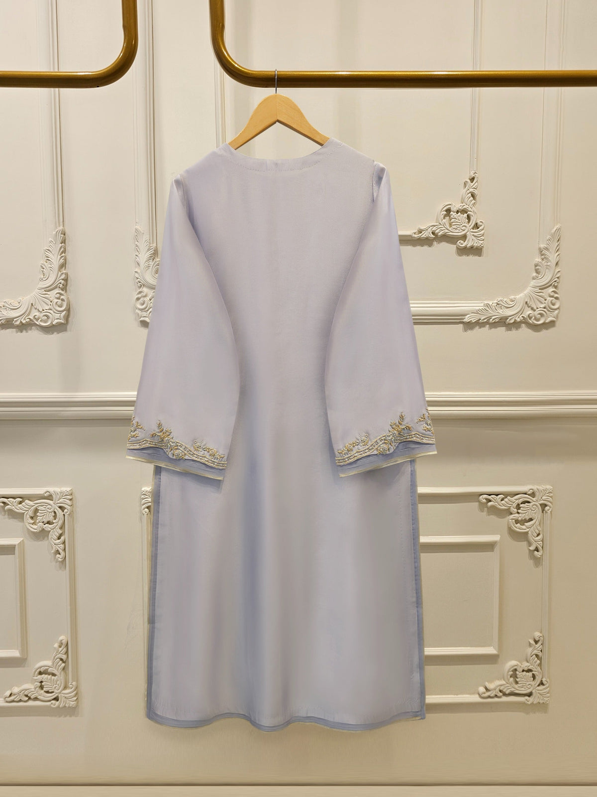 2 Piece- Pure Sheesha Silk Embroidered Suit S115614