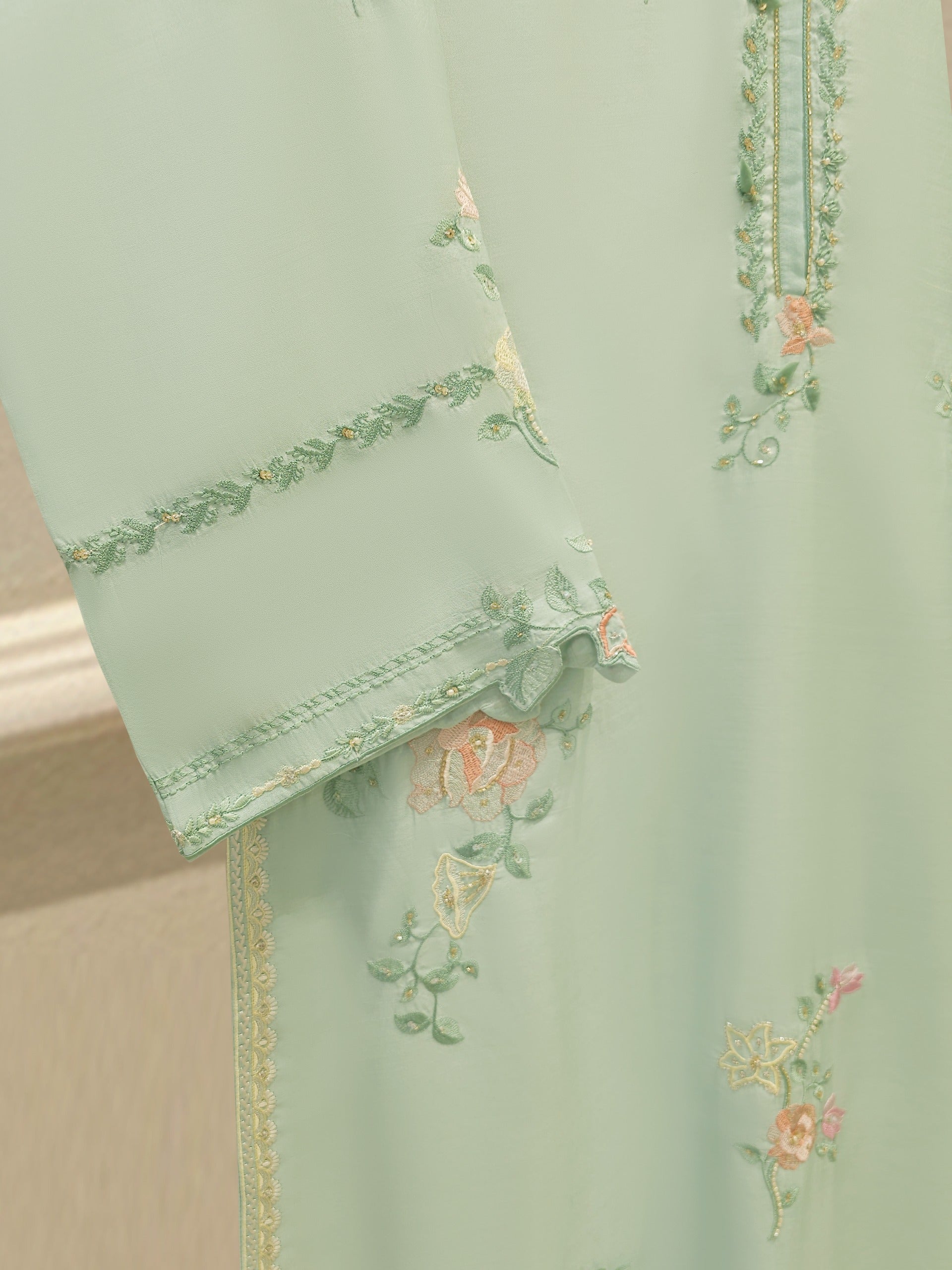 3 Piece- Pure Khaddi Silk Embroidered Suit S112281