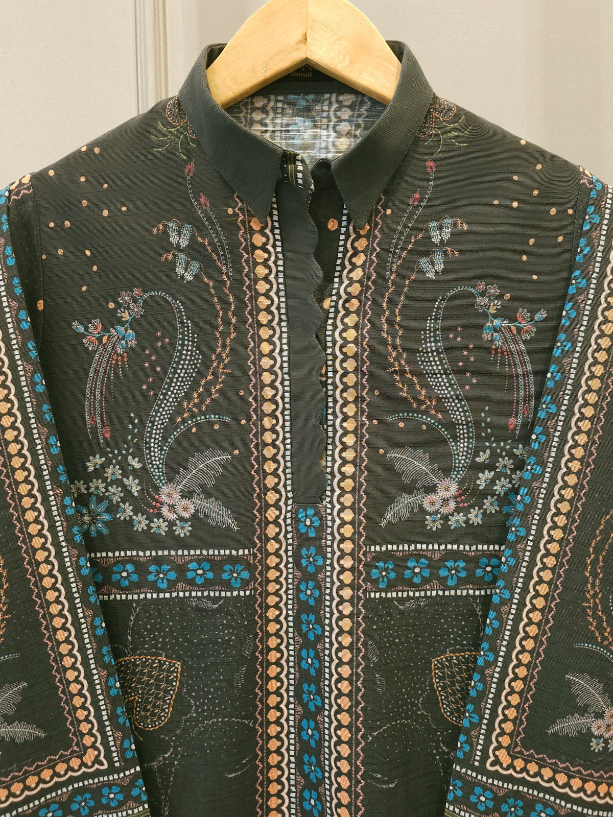 2 Piece - Digital Printed Khaddar Suit S112384