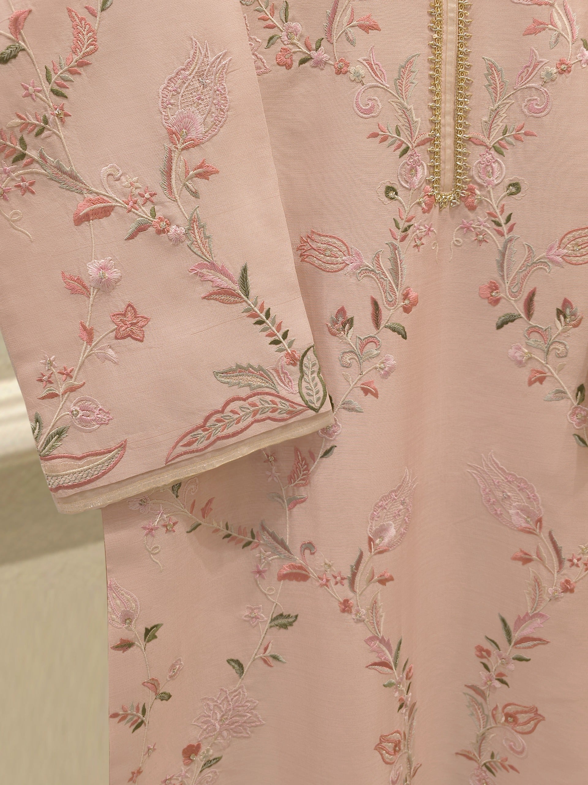 3 Piece- Pure Khaddi Silk Embroidered Suit S112678