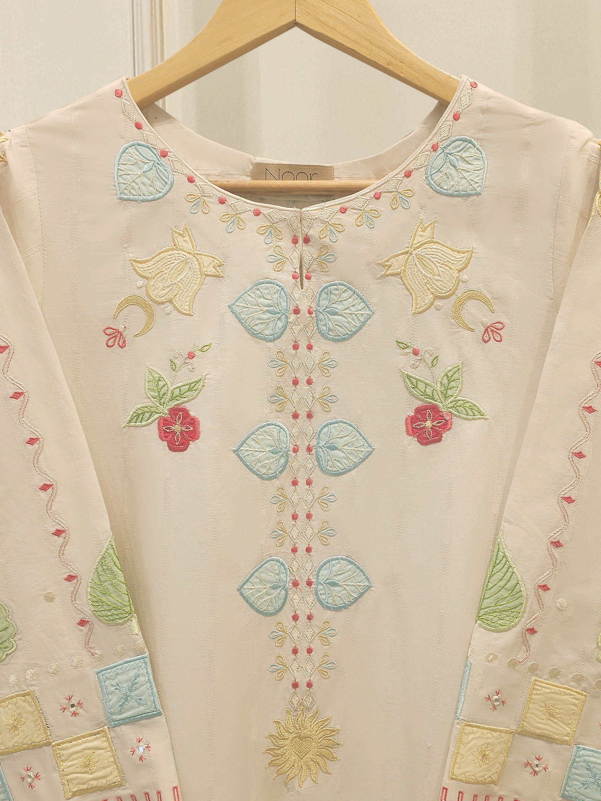 Embroidered Jacquard Shirt WS00202