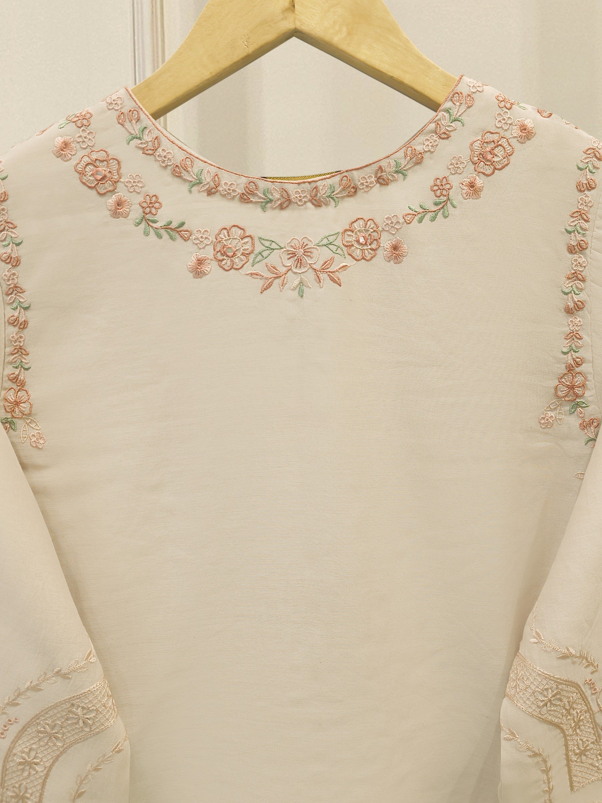3 Piece - Embroidered Kora Cotton Suit S112817