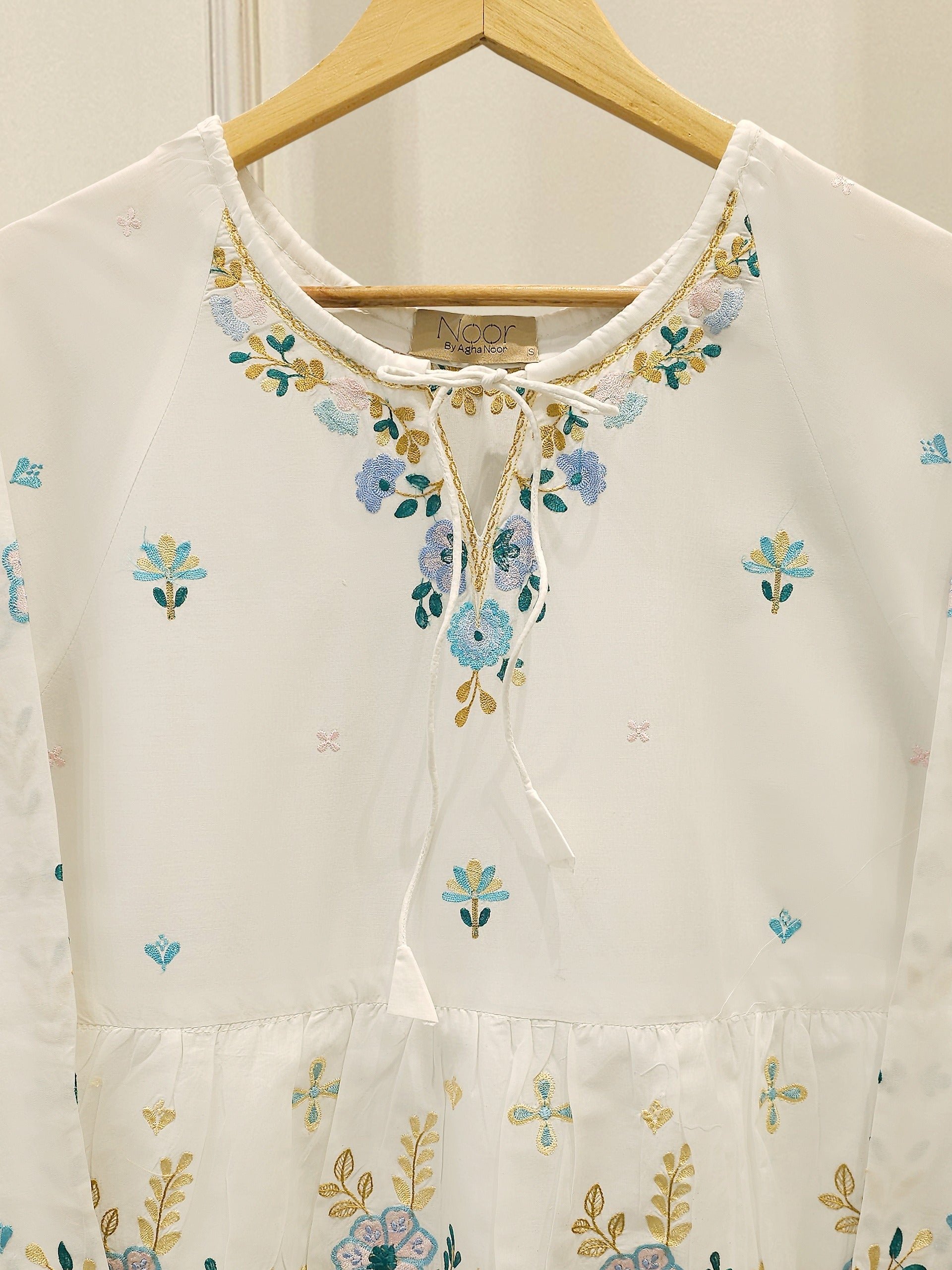Embroidered Cambric Shirt WS00208