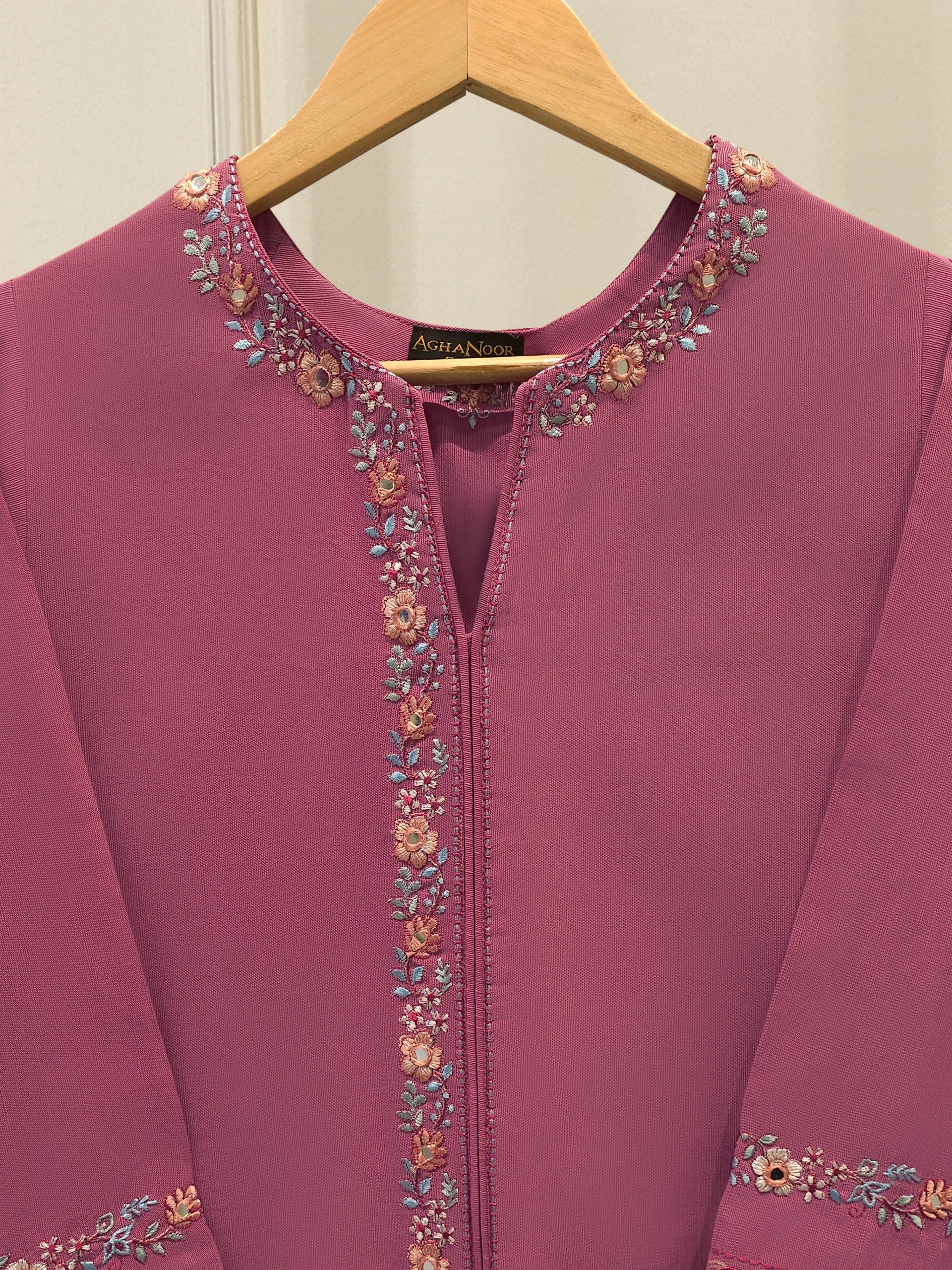 2 Piece - Embroidered Khaddar Suit S112939