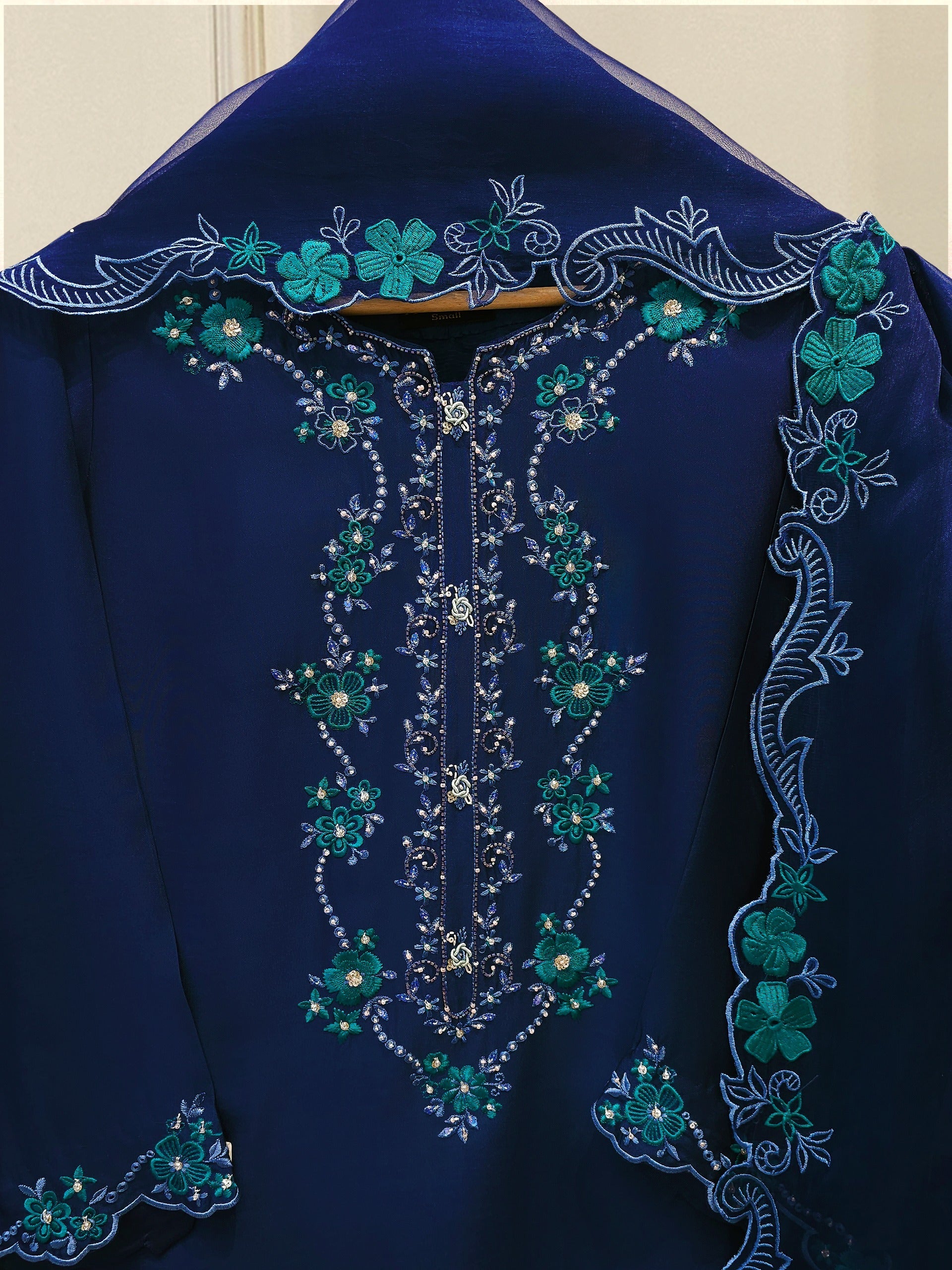 3 Piece- Pure Embroidered Sheesha Silk Suit S112974