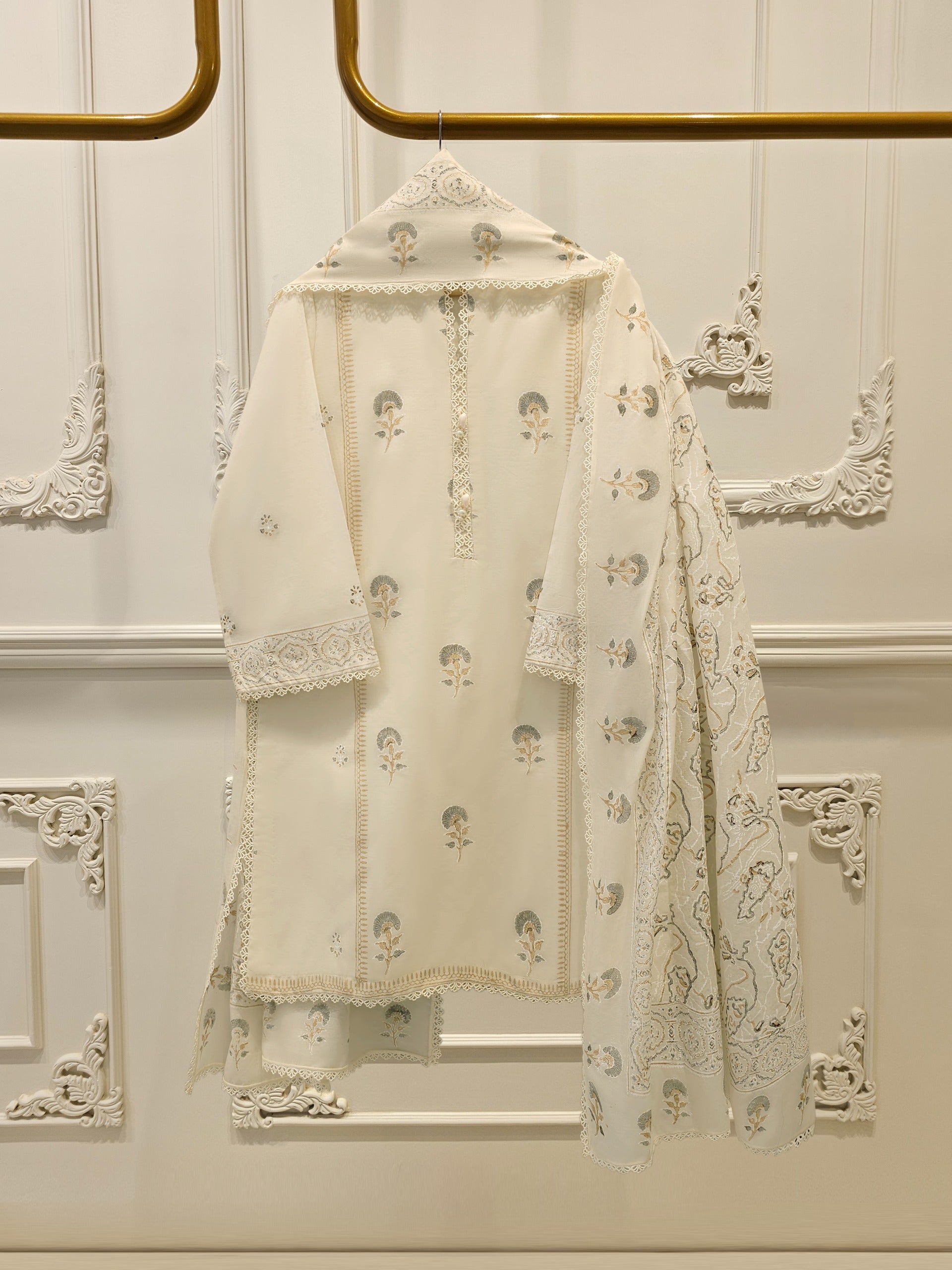3 Piece - Hand Block Printed Kora Cotton Suit S113110