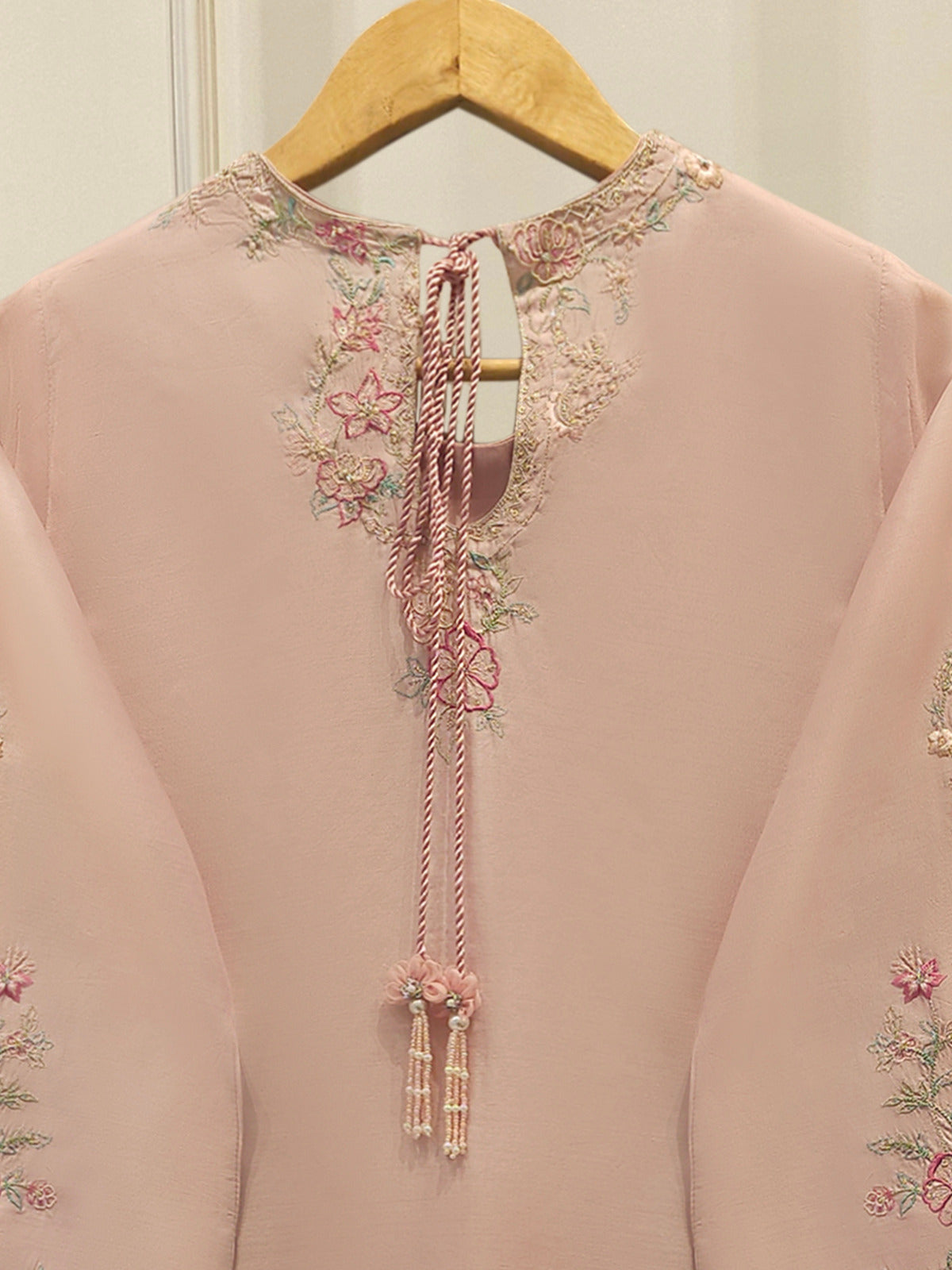3 Piece- Pure Sheesha Silk Embroidered Suit S113387