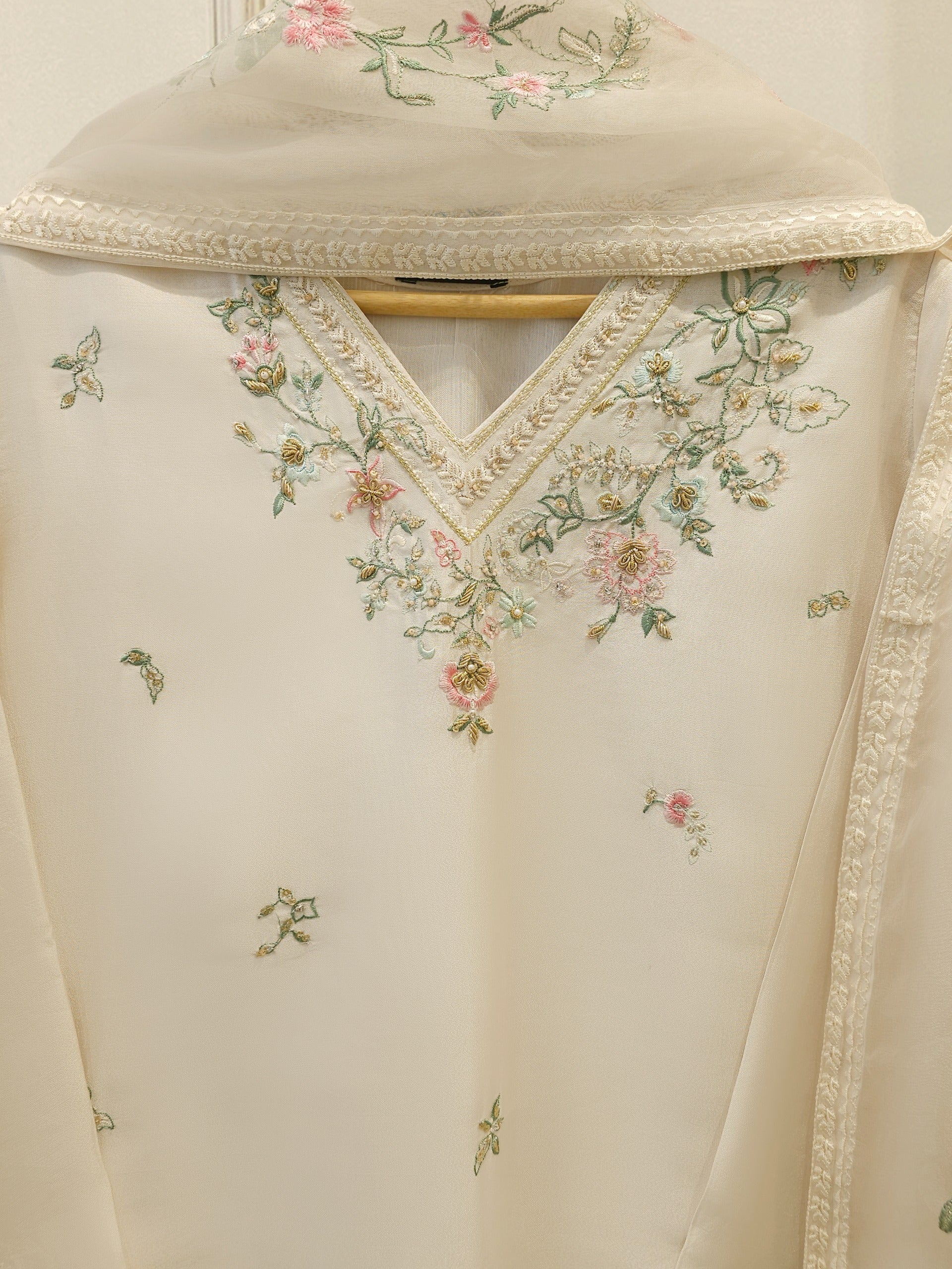 3 Piece- Pure Sheesha Silk Embroidered Suit S113718