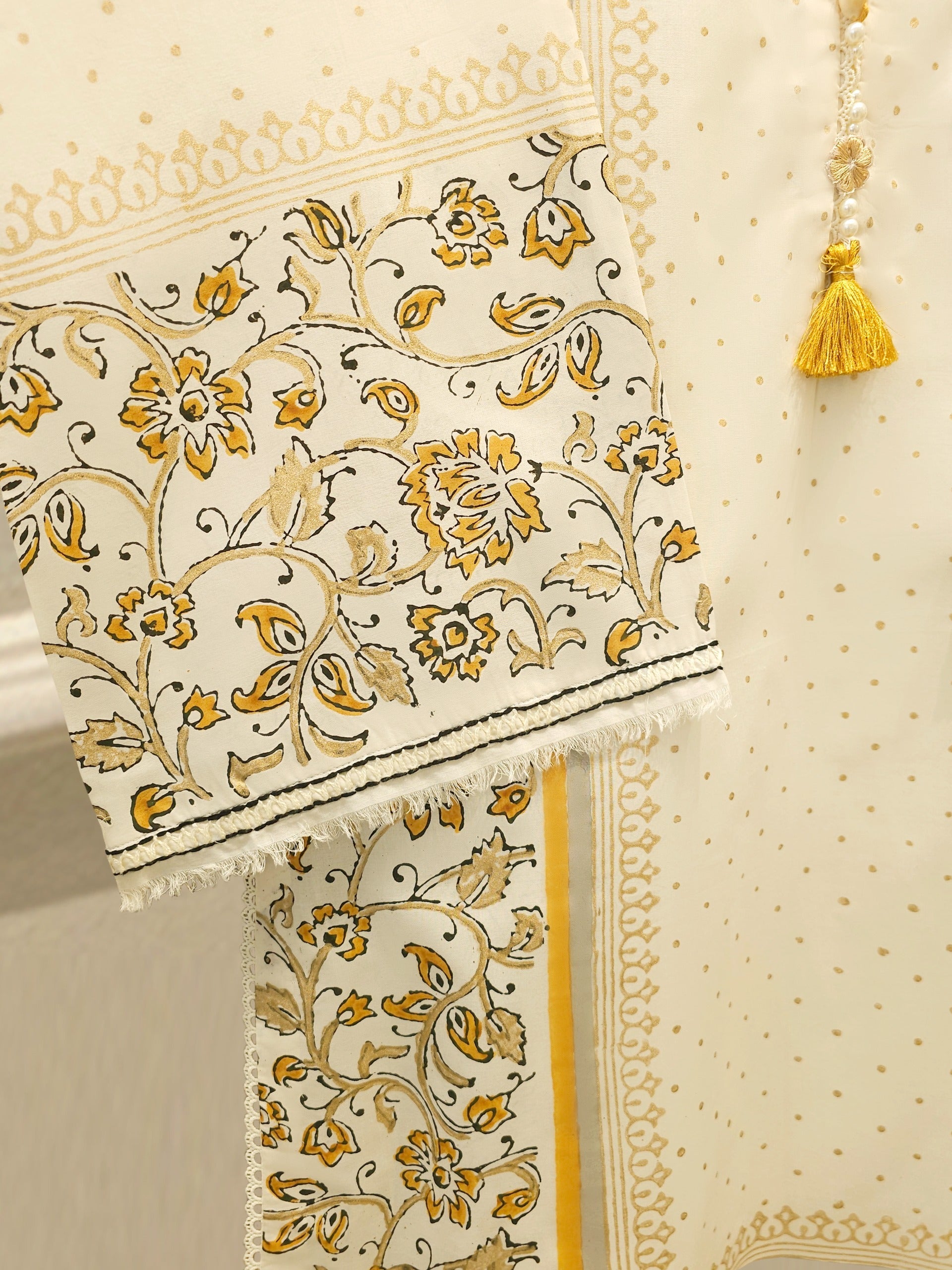 3 Piece - Hand Block Printed Kora Cotton Suit S114196
