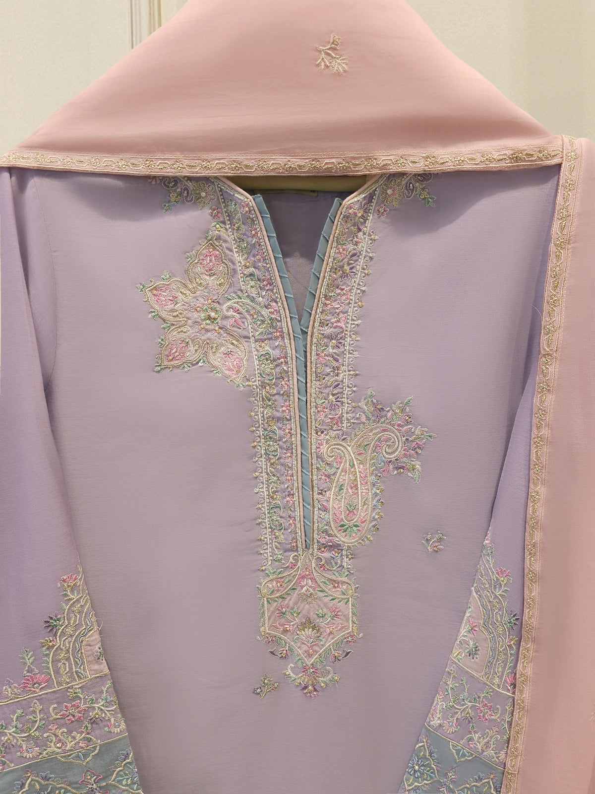 3 Piece - Embroidered Kora Cotton Suit WS00305