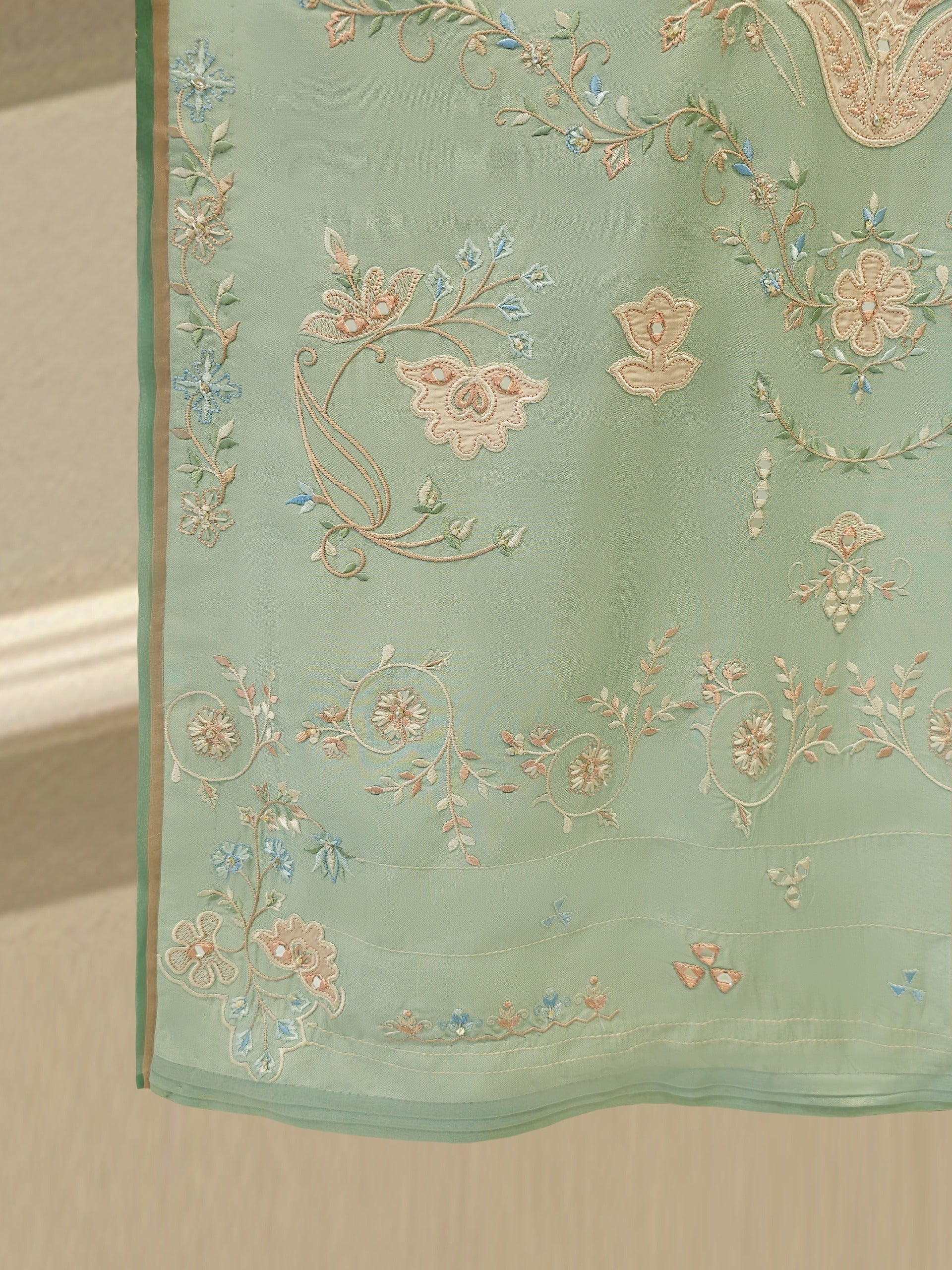 3 Piece- Pure Sheesha Silk Embroidered Suit S114321